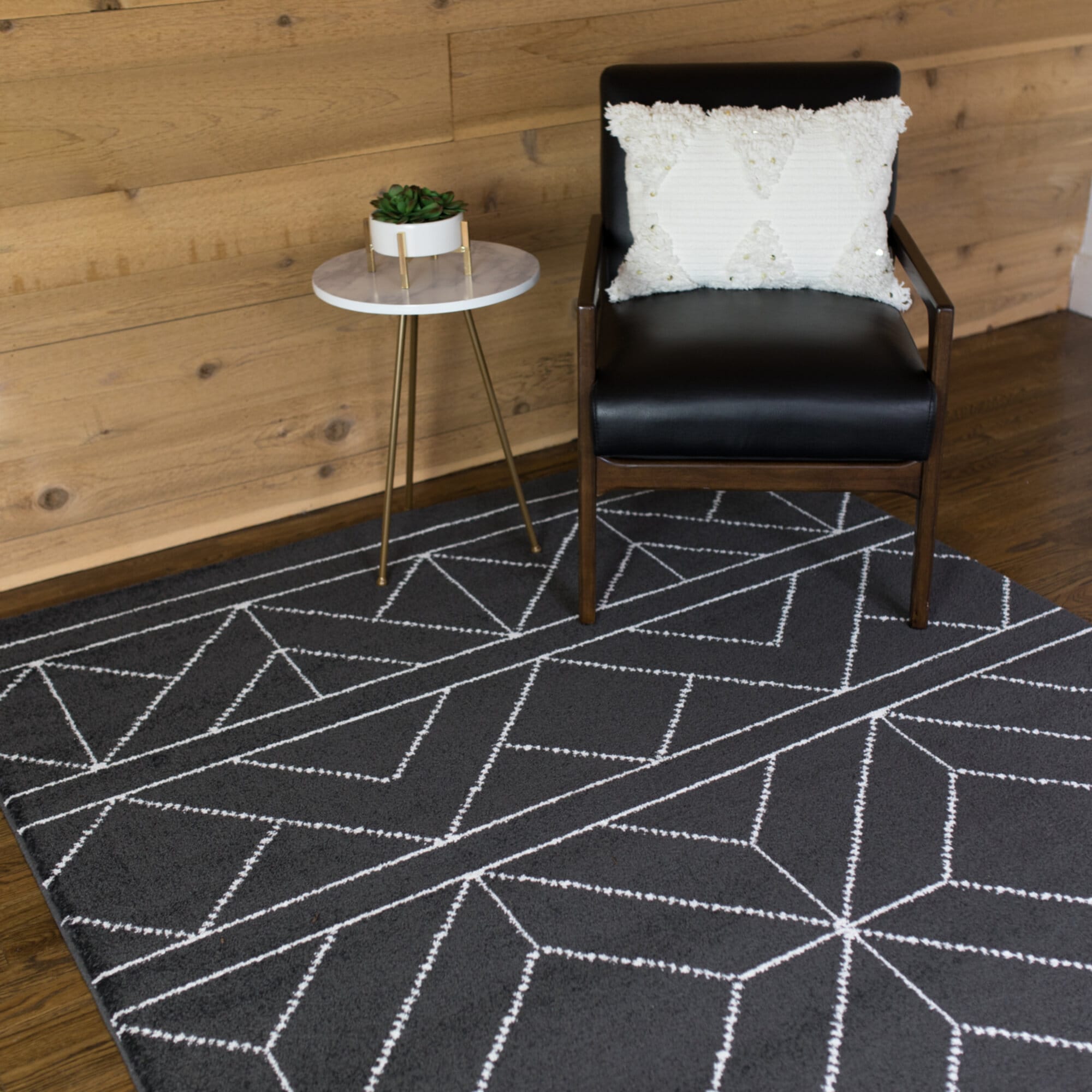 Balta 3090727 4 x 6 (ft) Loomed Polypropylene Black Rectangular Indoor Geometric Mid-Century Modern Area rug