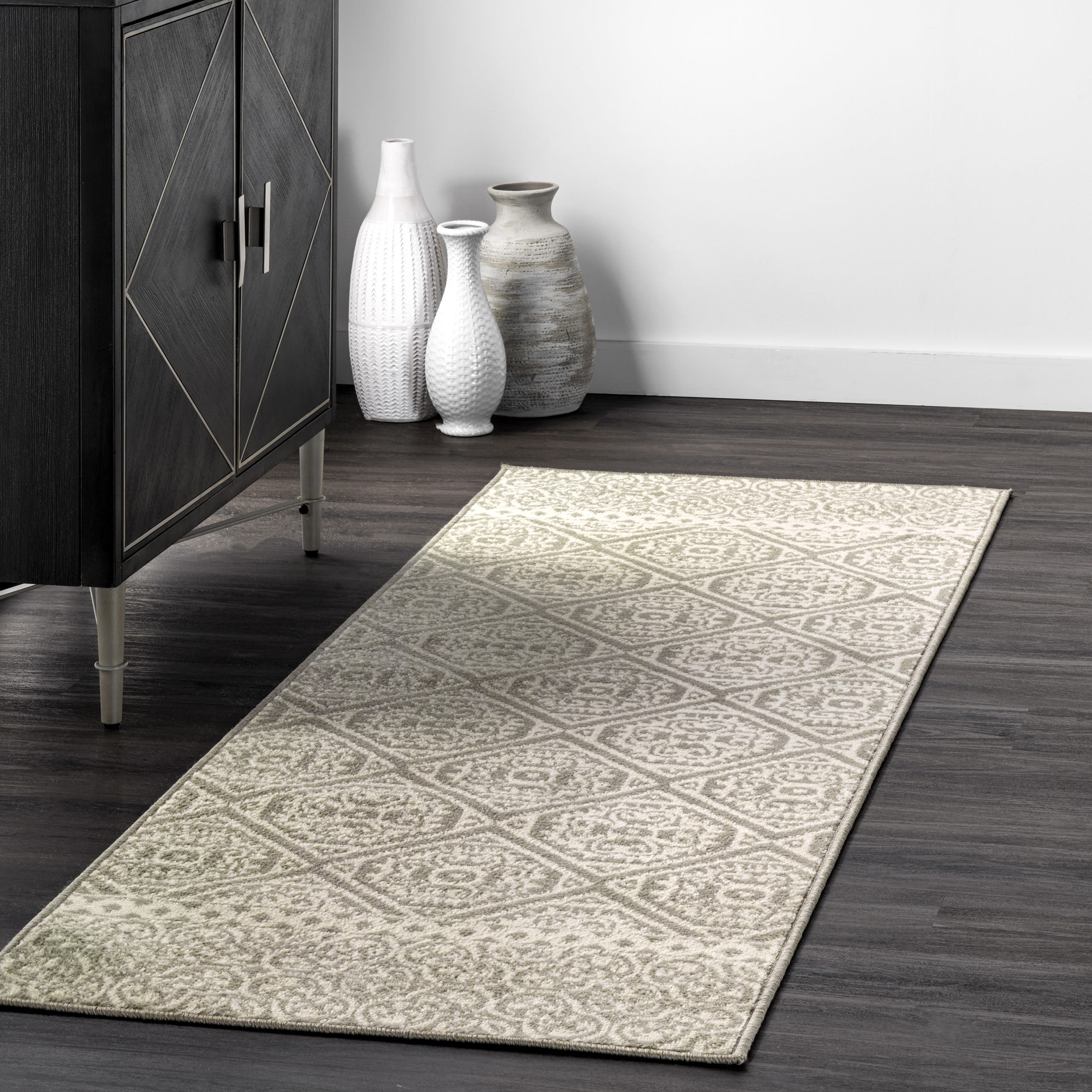 nuLOOM OWMN02A-2608 2 x 8 (ft) Loomed Polypropylene Gray Rectangular Indoor Floral/Botanical Runner rug