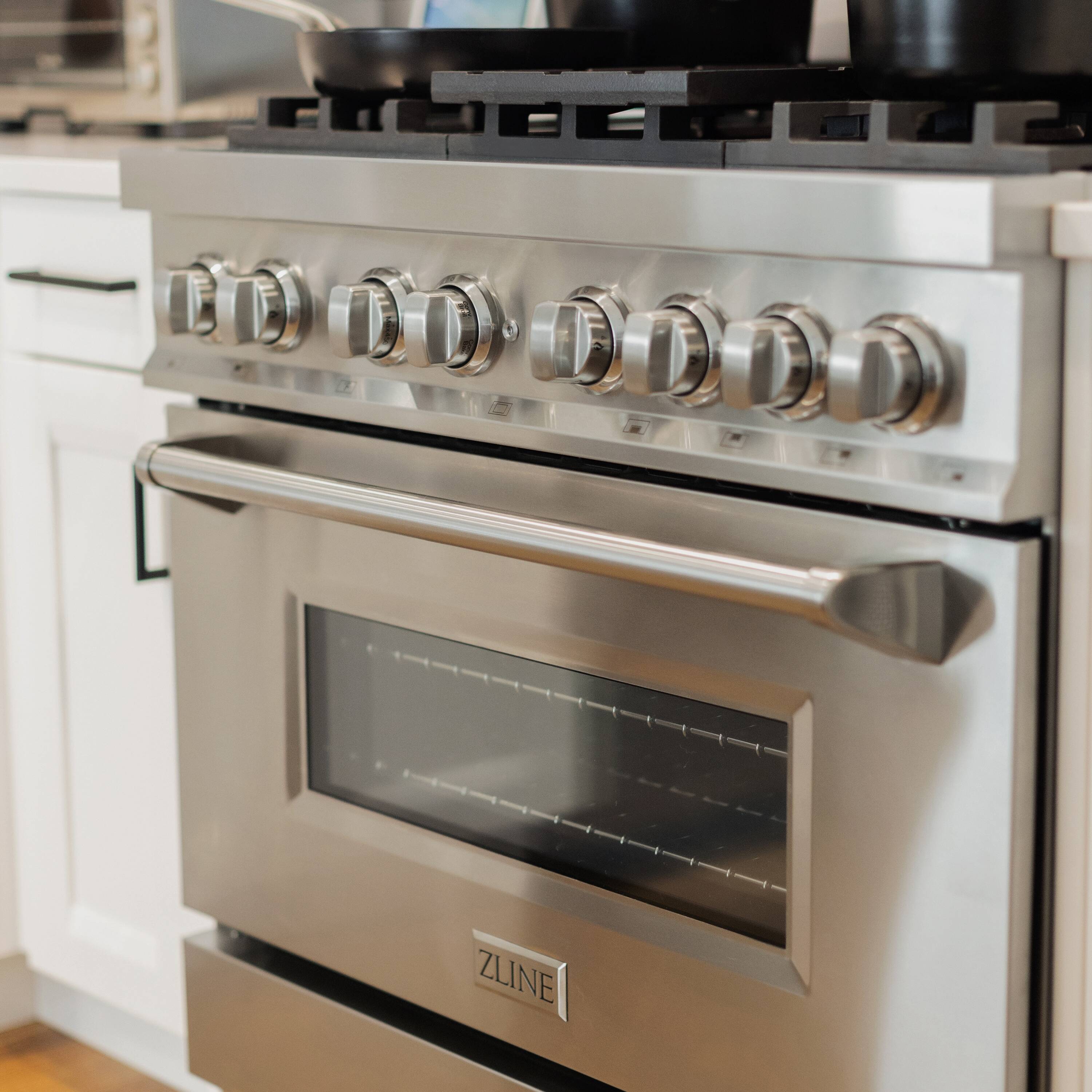 ZLINE KITCHEN & BATH RA36 Dual-Fuel-Ranges - View #17