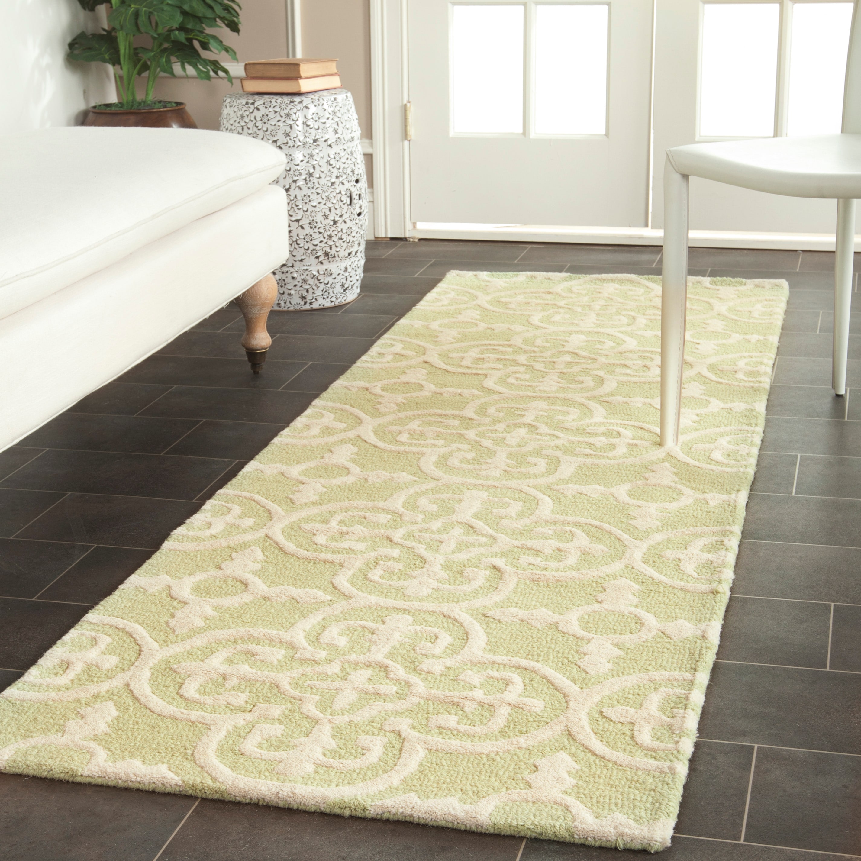 Safavieh - Cambridge 133 Light Green/Ivory Contemporary 2ft-6in x 12ft Runner Rug
