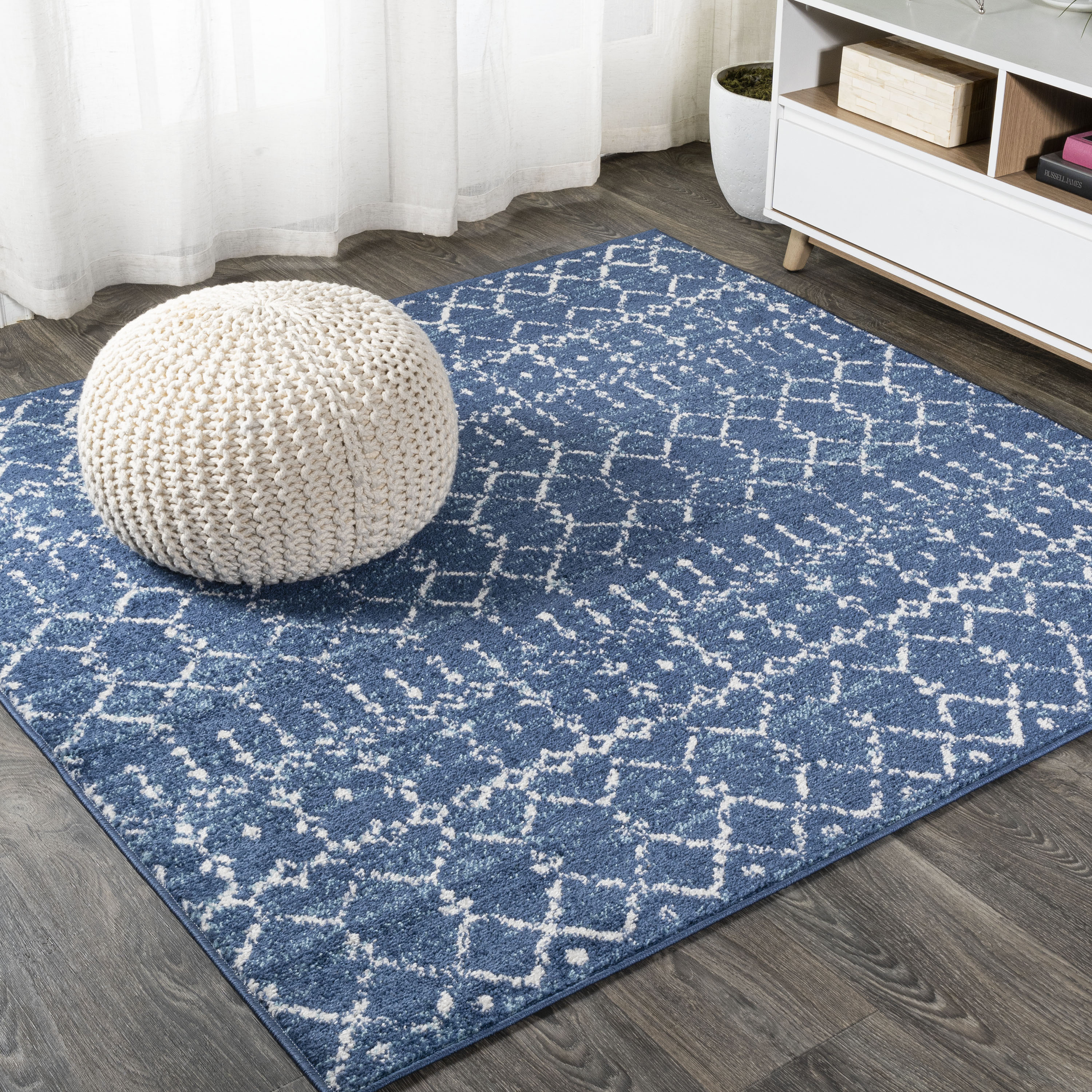 JONATHAN  Y MOH101A-5SQ Moroccan HYPE Boho Vintage Diamond 5 x 5 (ft) Loomed Polypropylene Blue/White Square Indoor Distressed/Overdyed Southwestern Area rug