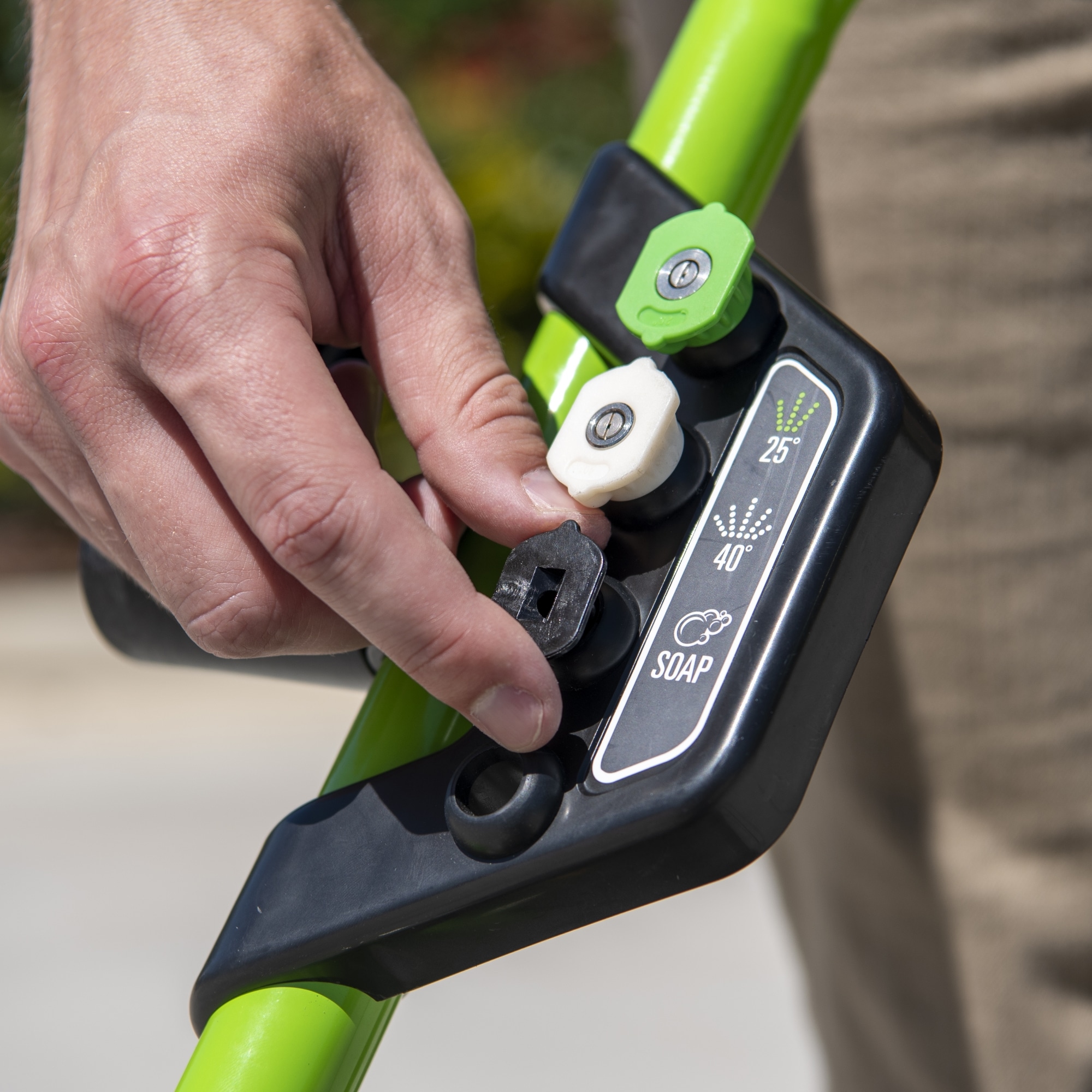 Greenworks 2000 Max PSI @ 1.1 GPM (13 Amp) Electric Pressure Washer  GPW2000-1RG + Greenworks Surface Cleaner Universal Pressure Washer  Attachment