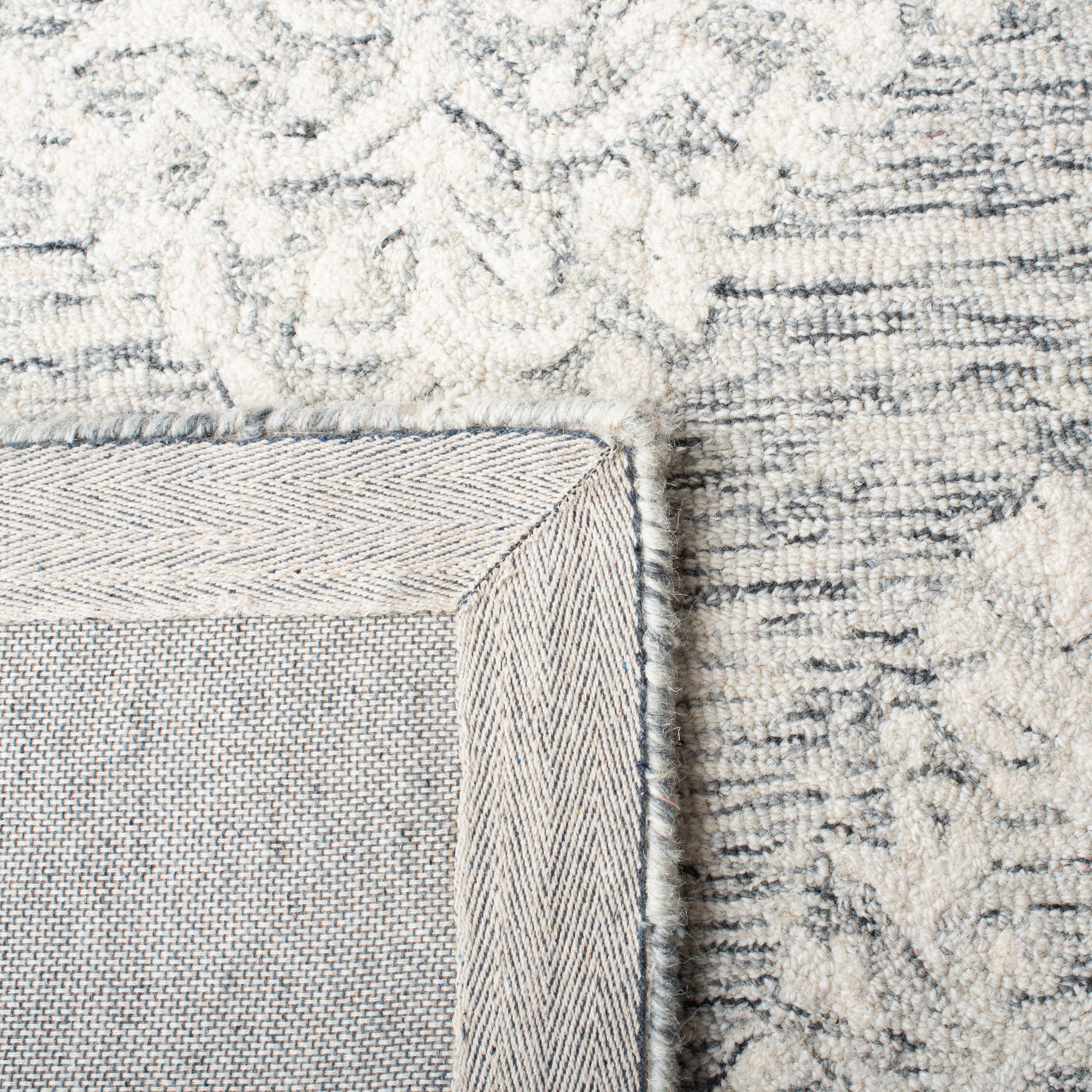 Handmade Gray Wool Square Tufted Rug, 6' x 6'