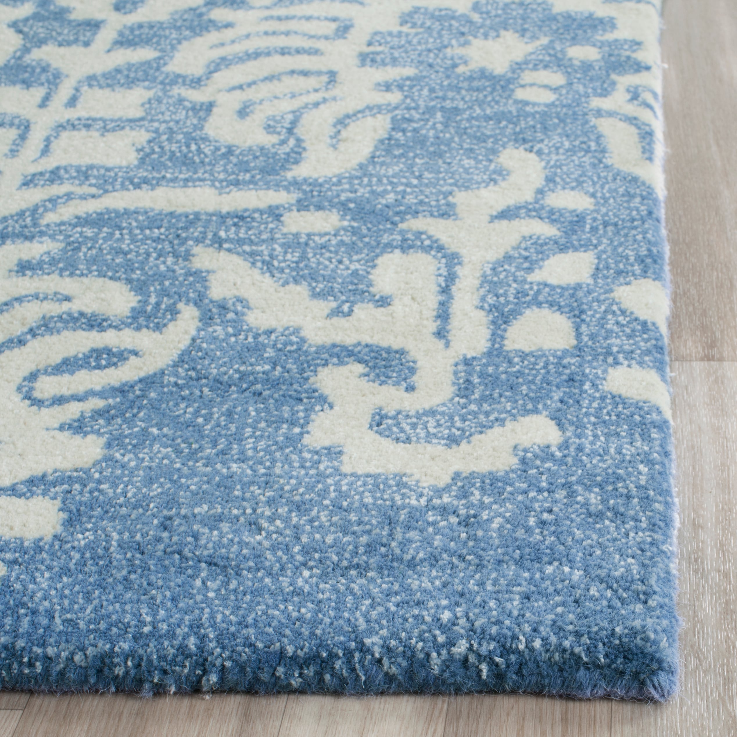 Safavieh BEL125C-27 rugs - View #3