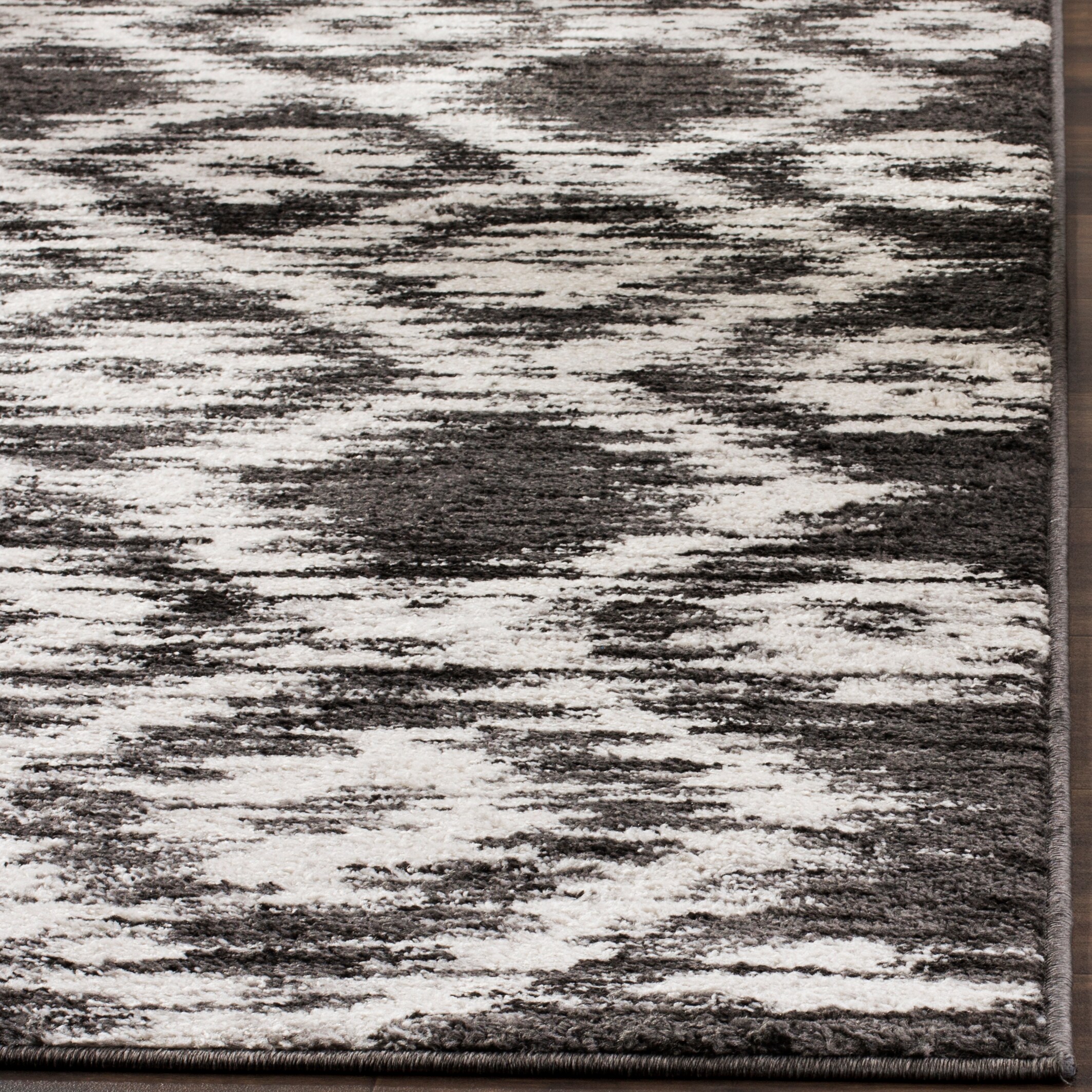 Taos Charcoal Black Indoor/Outdoor Rug Swatch 12x18