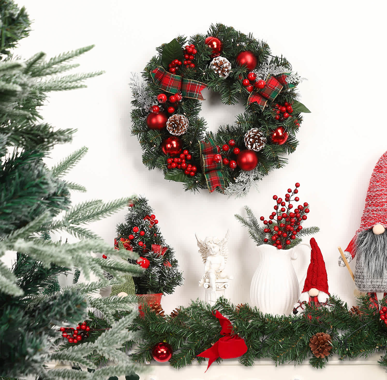 18 Inch Pre-Lit Artificial Christmas Wreath - 40 LED Lights, Red & Green Balls, Battery Operated For Indoor/Outdoor