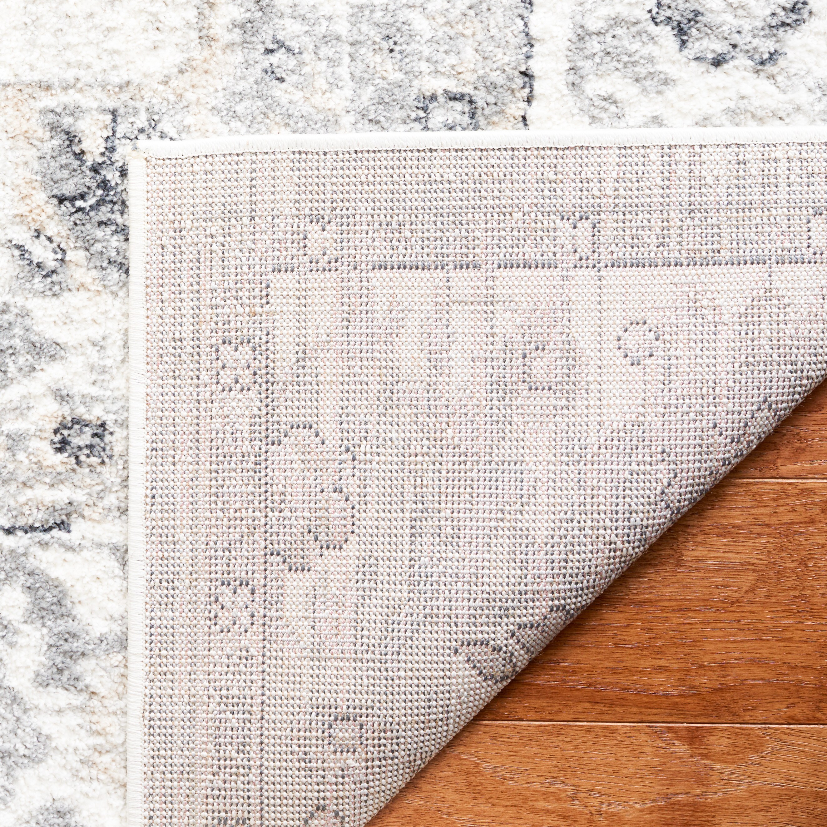 Safavieh LAY111F-7SQ rugs - View #3