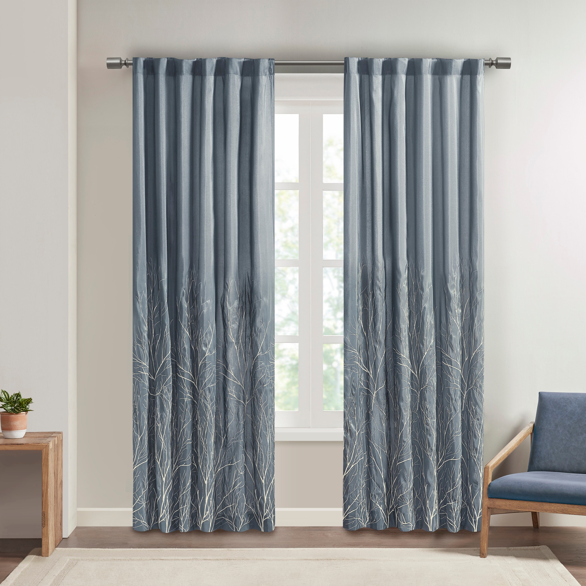 Madison Park MP40-1295 84-Inches Blue Floral Interlined Rod pocket Single curtain panel