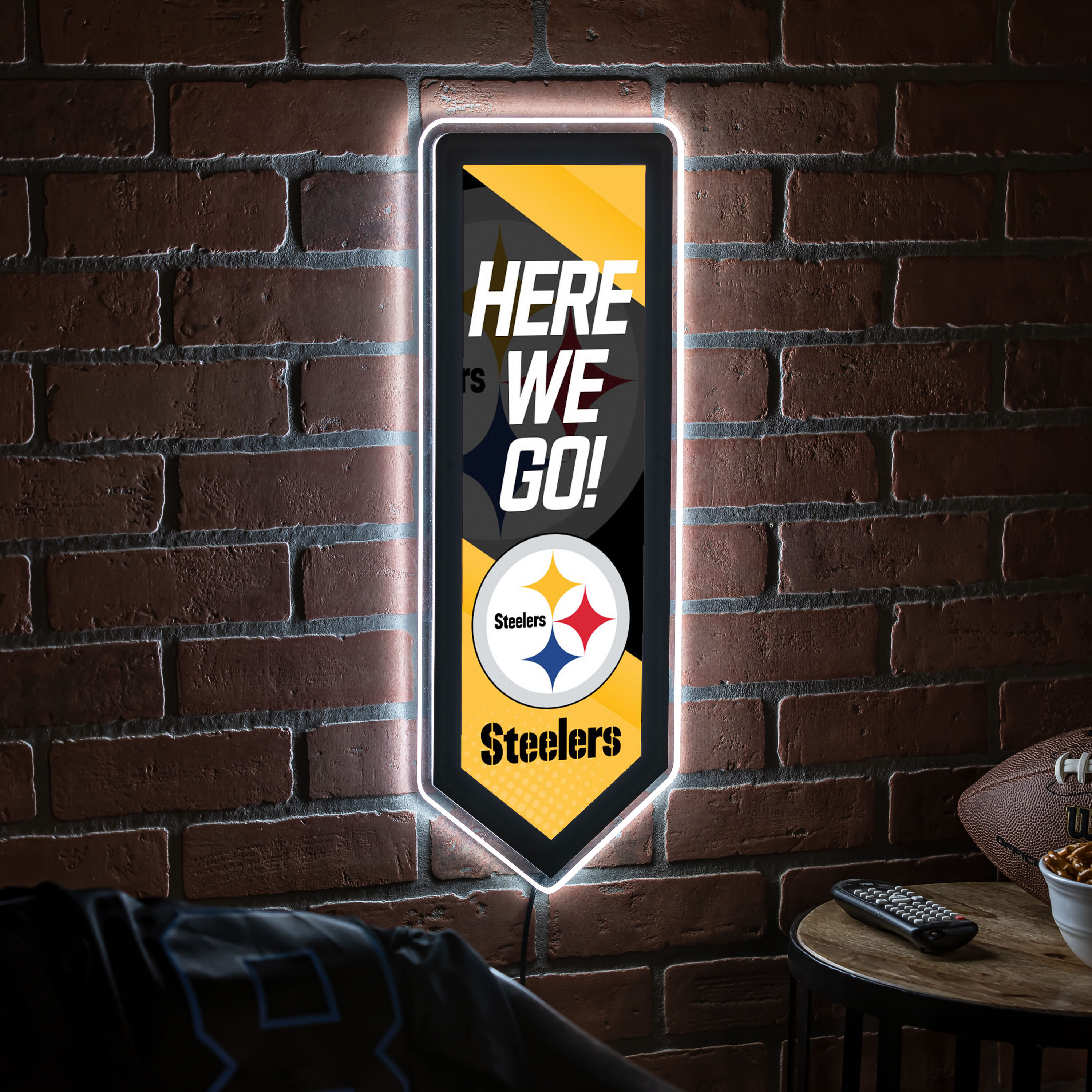 Evergreen Pittsburgh Steelers NFL Football Pennant Glazelite LED Decor ...