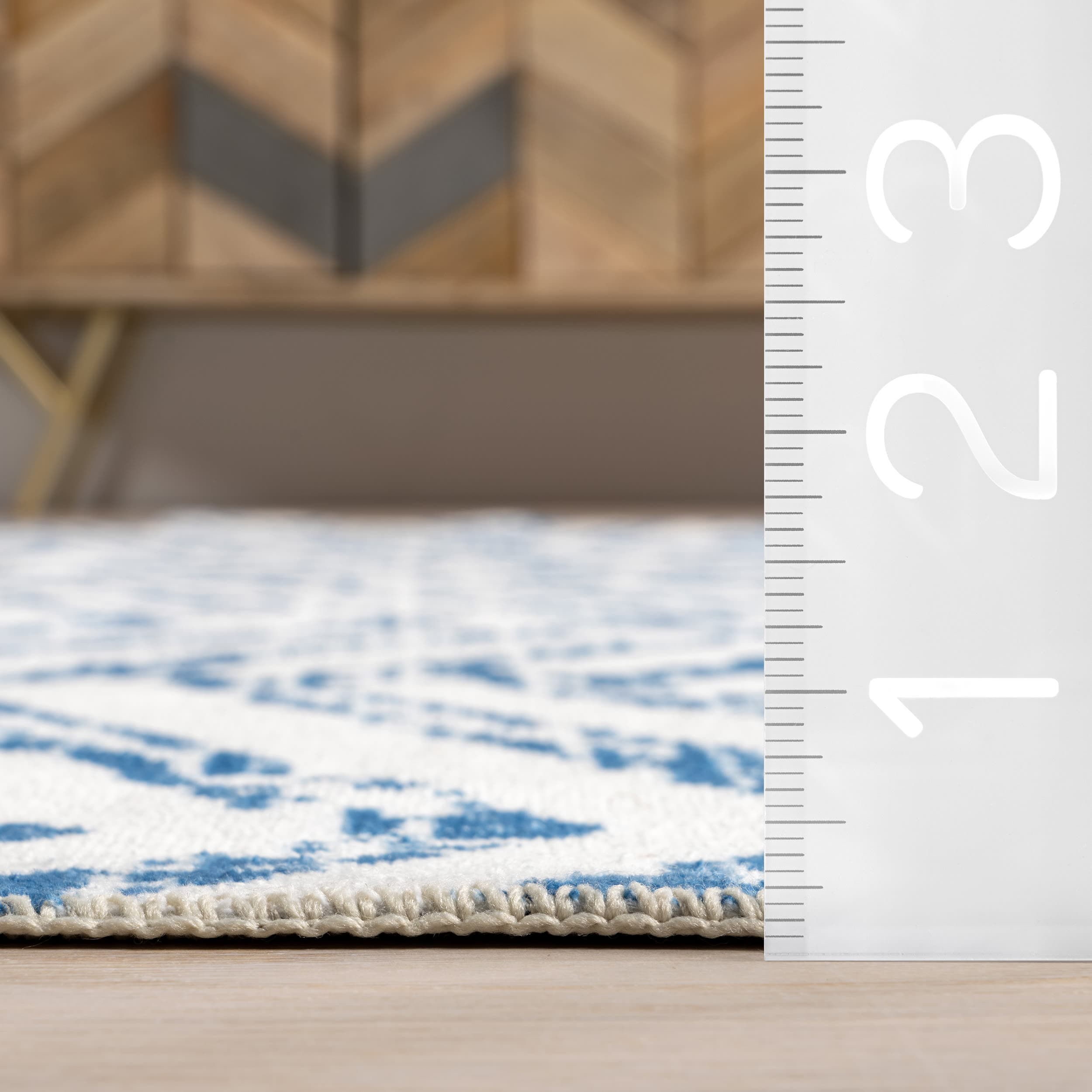Rosanne Blue and Ivory Geometric 5' x 8' Washable Synthetic Area Rug