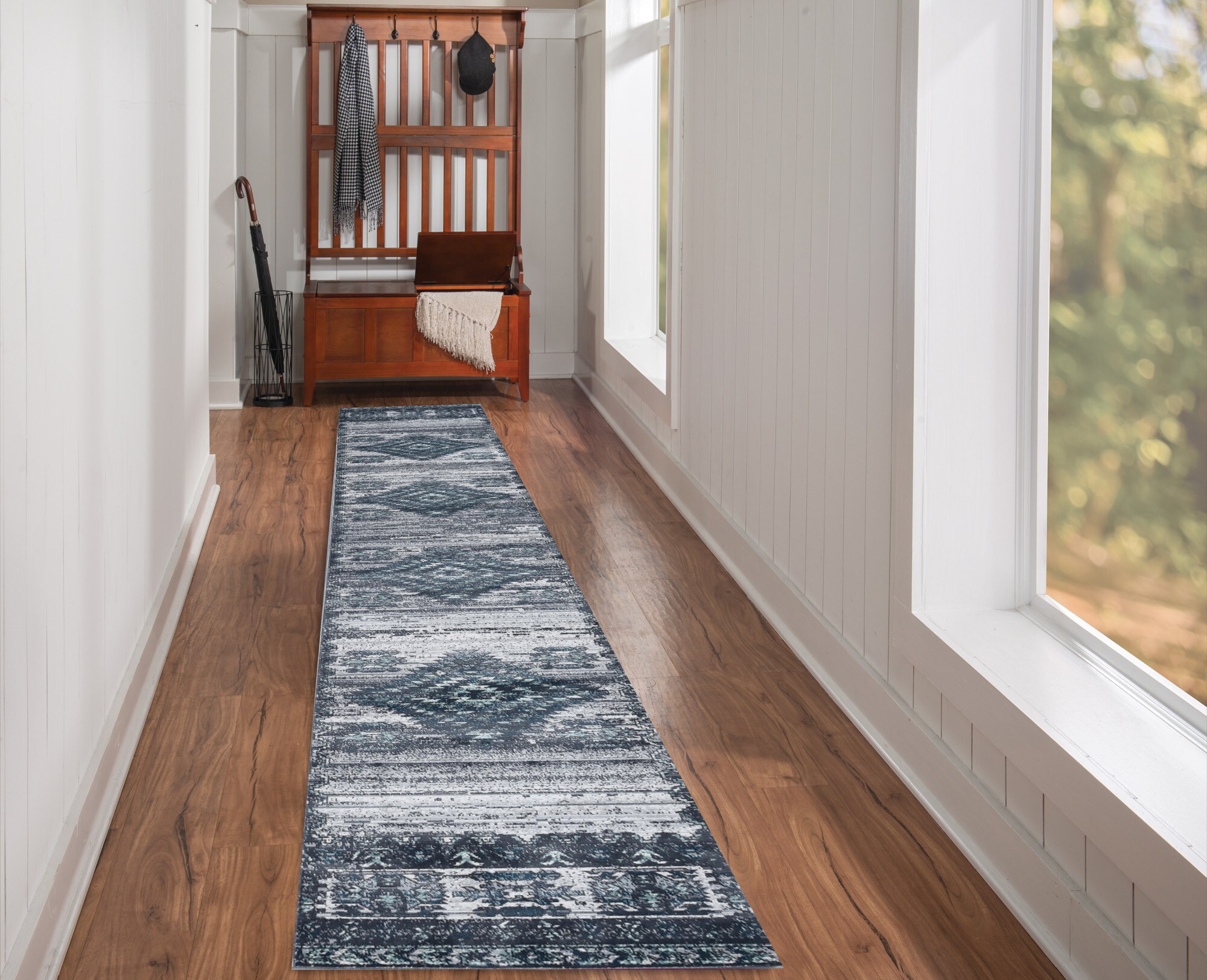 Linon RUGVT0221 Vintage 2 x 10 (ft) Loomed Polyester Gray Rectangular Indoor Distressed/Overdyed Southwestern Runner rug