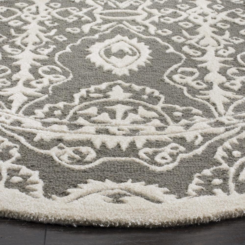 Safavieh BEL134C-5R rugs - View #3
