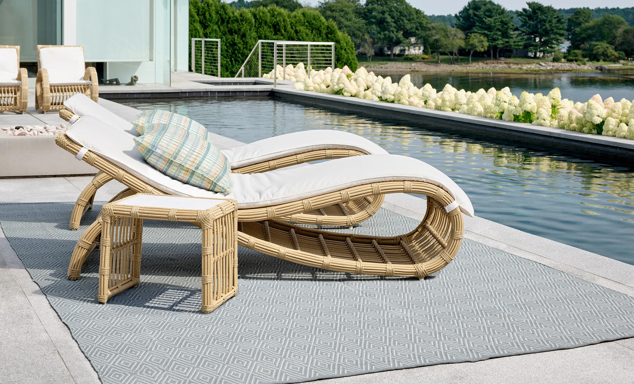 DASH & ALBERT DA1845-258 rugs - View #2