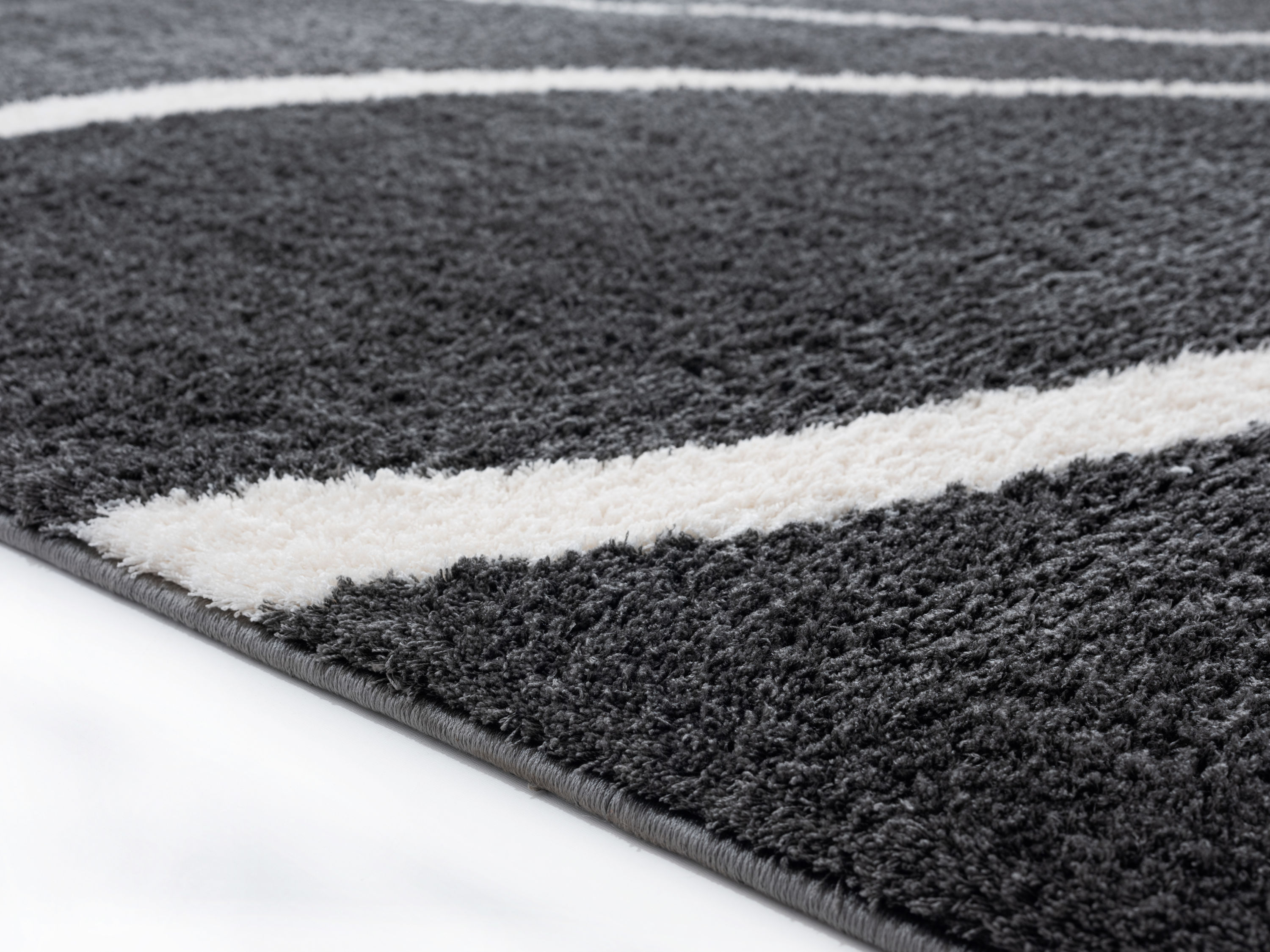 United Weavers Of America 1840 20699 88R rugs - View #3