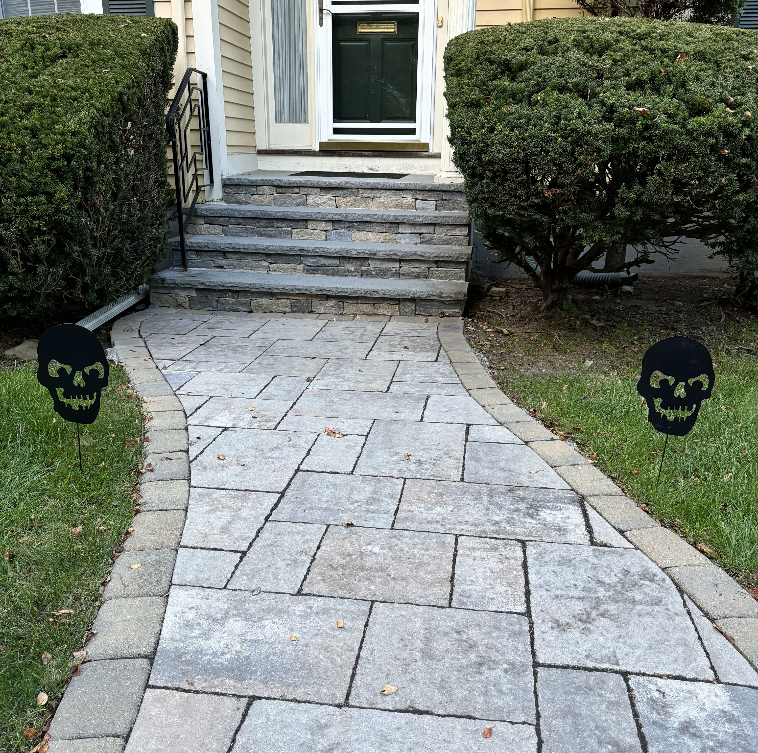 Worth Imports 8440BL Outdoor-Halloween-Decor - View #4