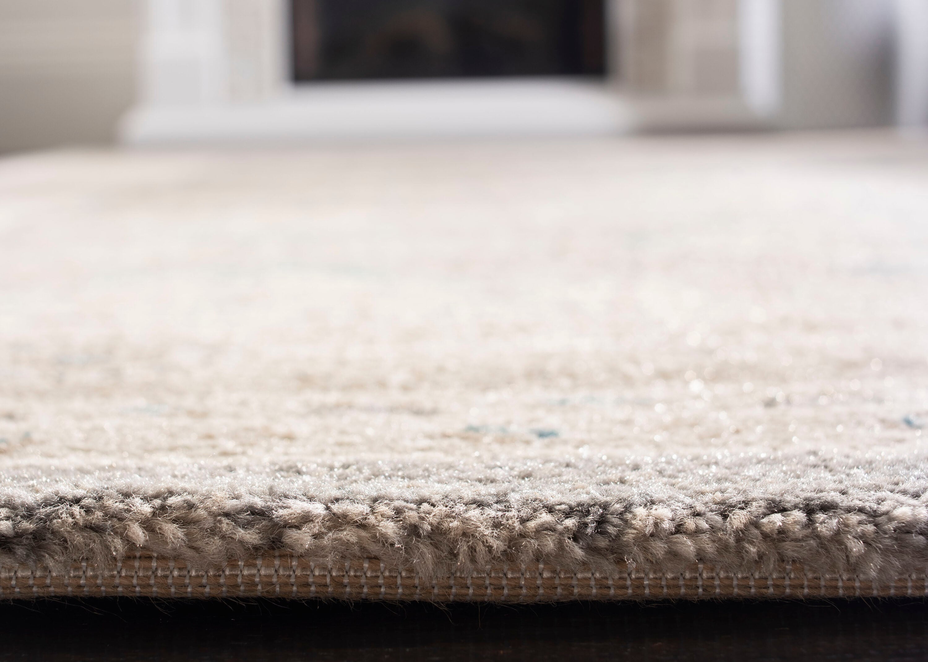 Gray Rectangular Hand-knotted Stain-resistant Synthetic Rug