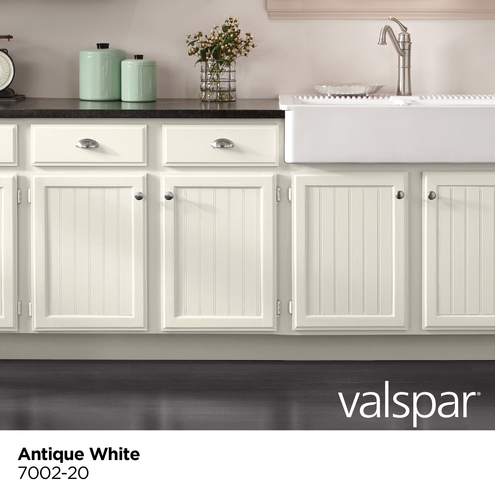 Valspar Satin Antique White 7002-20 Cabinet and Furniture Paint