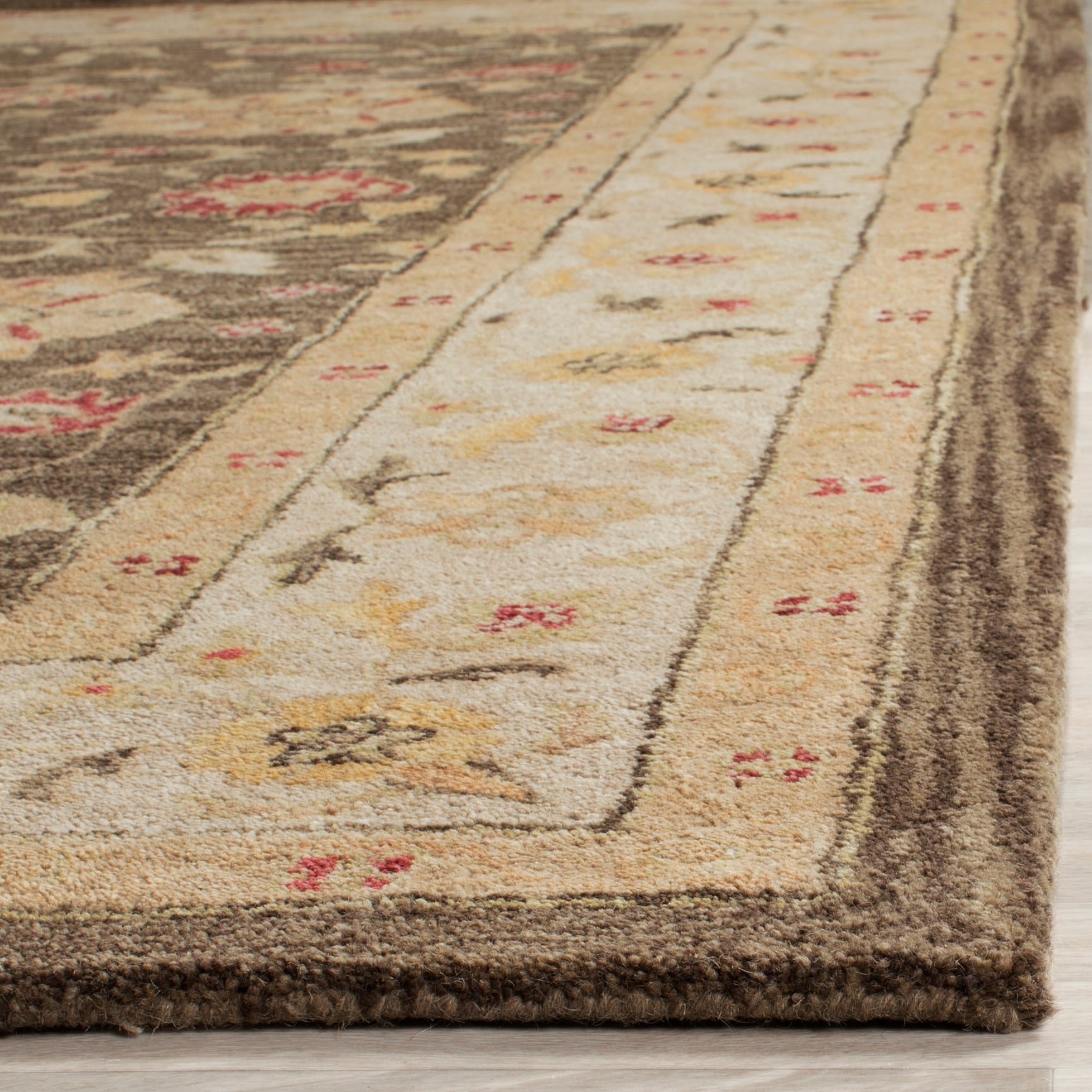 Safavieh AT853A-212 rugs - View #3