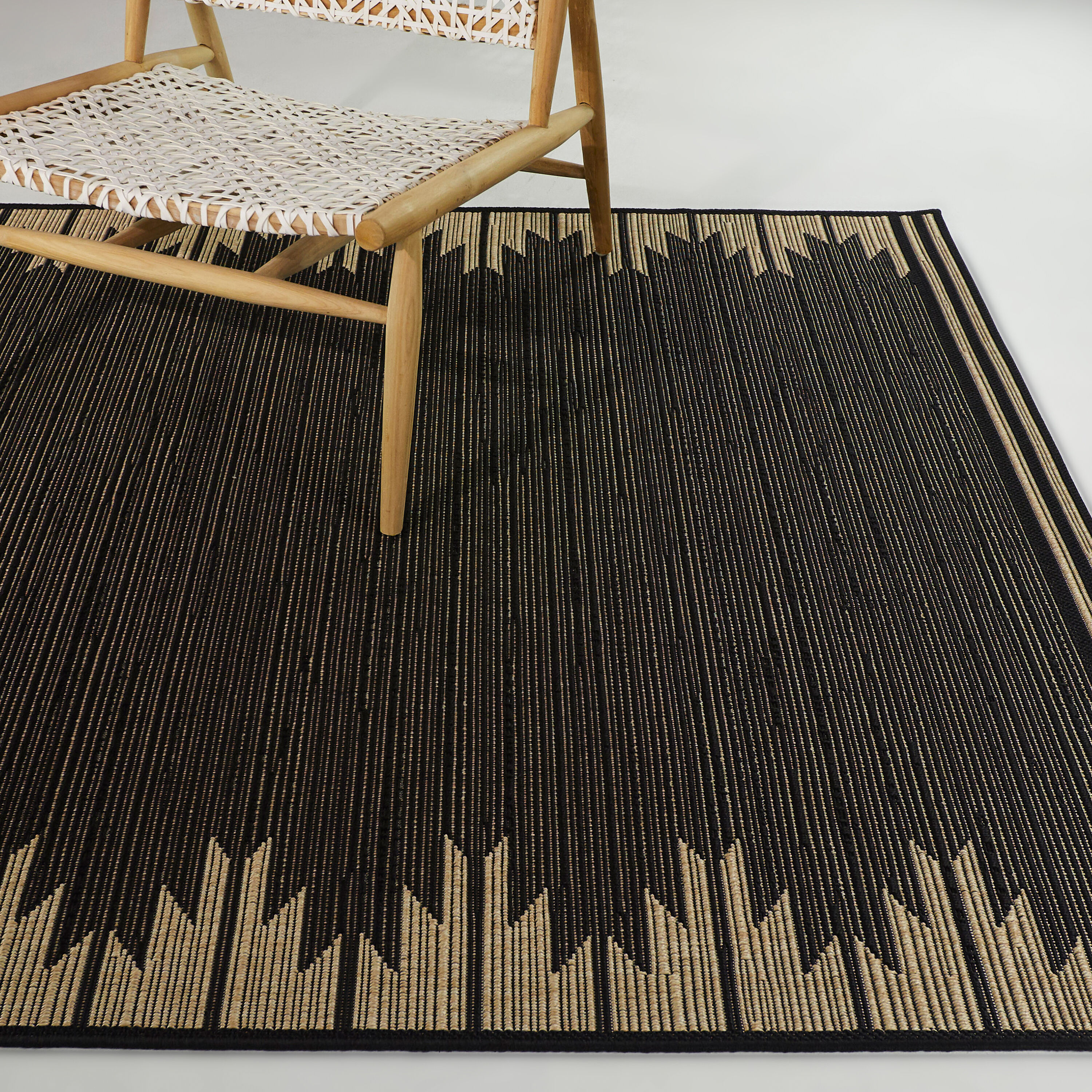 Balta 3102159 8 x 10 (ft) Polypropylene Black/Brown Rectangular Indoor/Outdoor Border Area rug