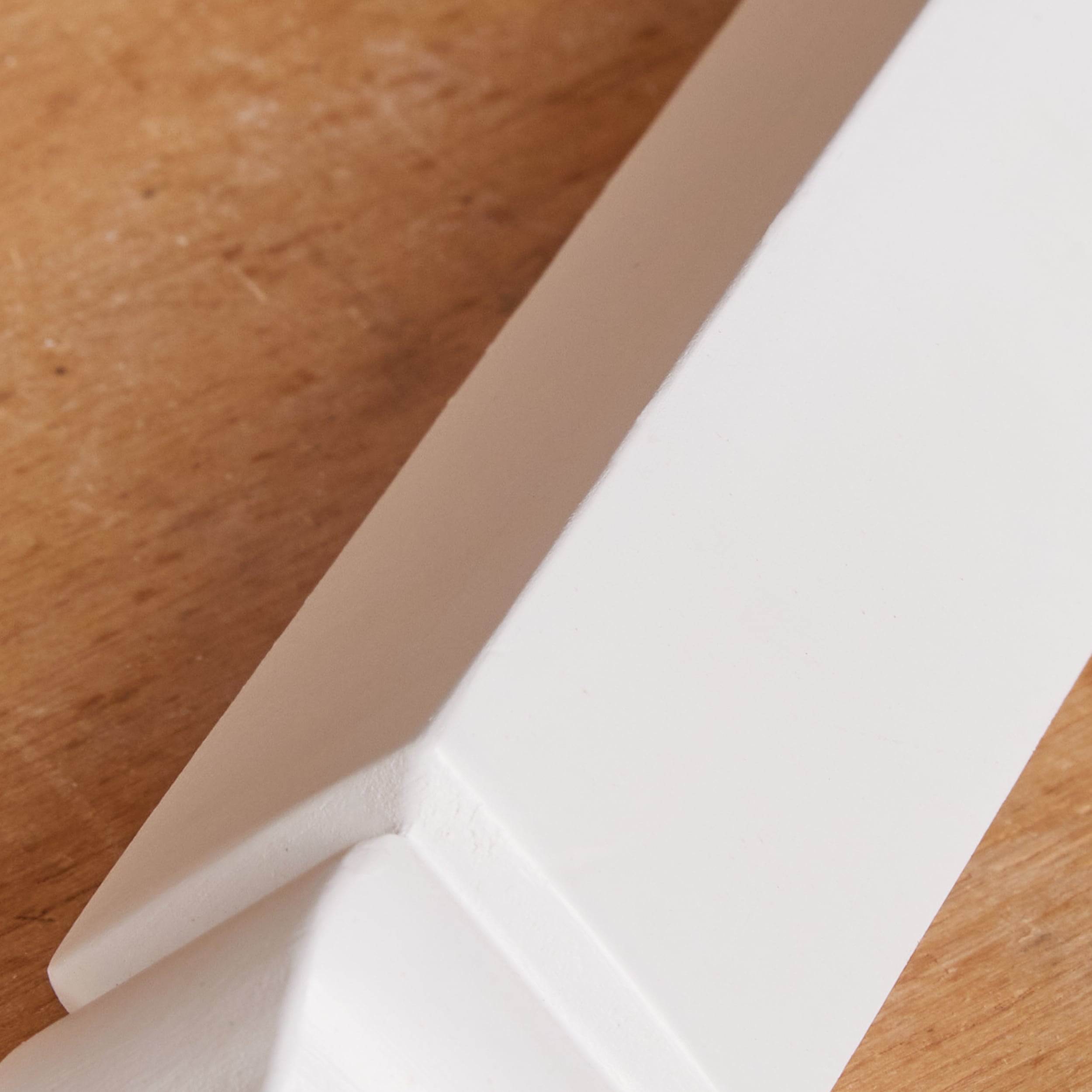 Step by Step Guide to Sanding Skirting Boards - HSS Blog