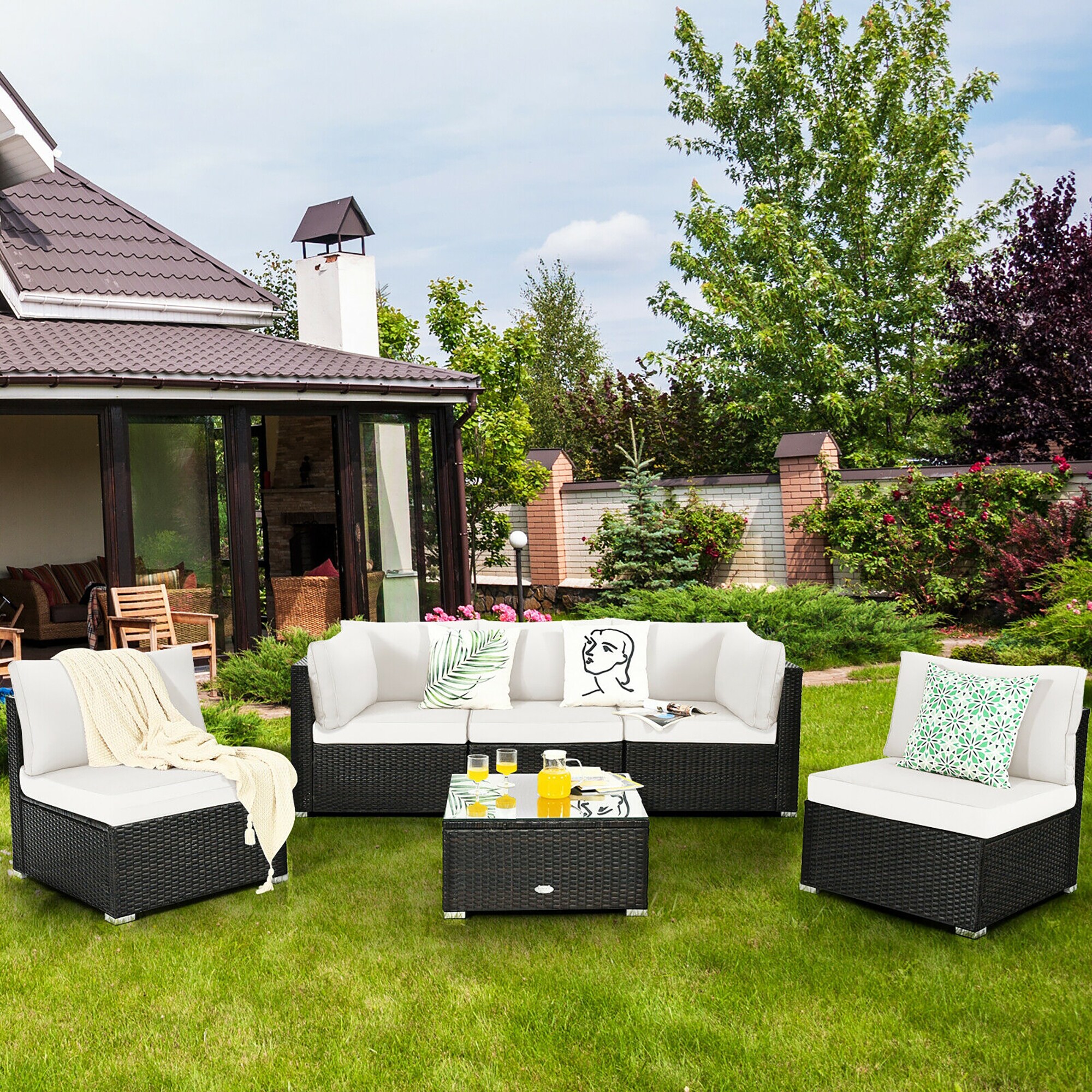 Forclover AL-167GR 5 -Piece Wood Patio Dining Set Wood Rectangle Table with 4 Gray Cushions Stationary Chairs