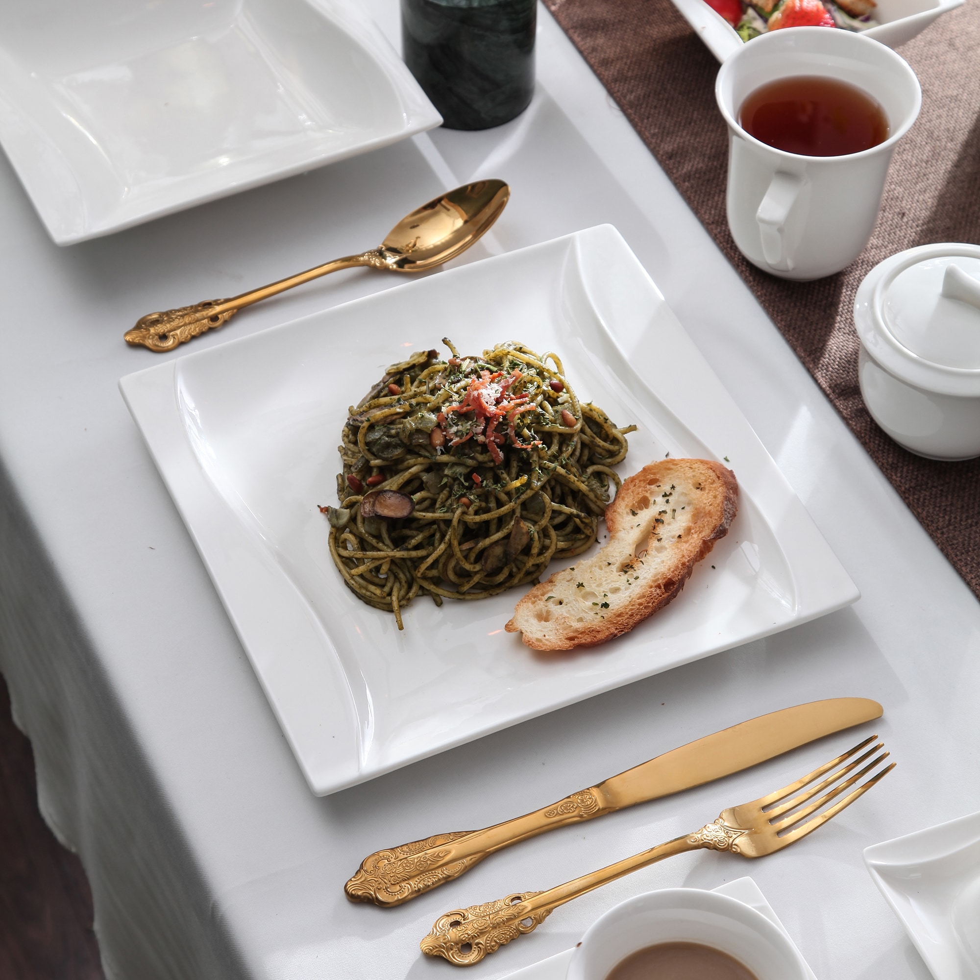 MALACASA Carina Porcelain China Dinnerware - Set of 60 & Reviews