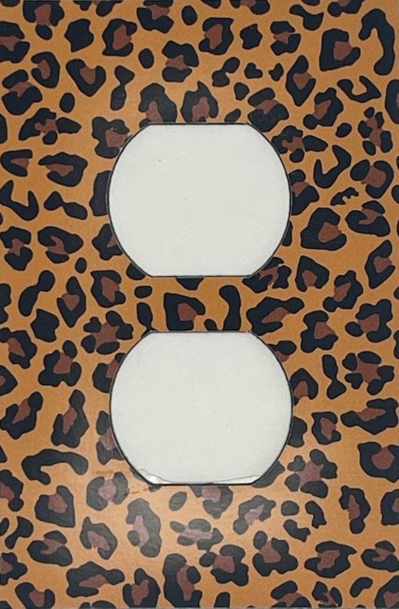 Switch Ups 423553 Leopard print insert 1-Gang Jumbo Size Magnetic Leopard Polyresin Indoor Duplex Wall Plate