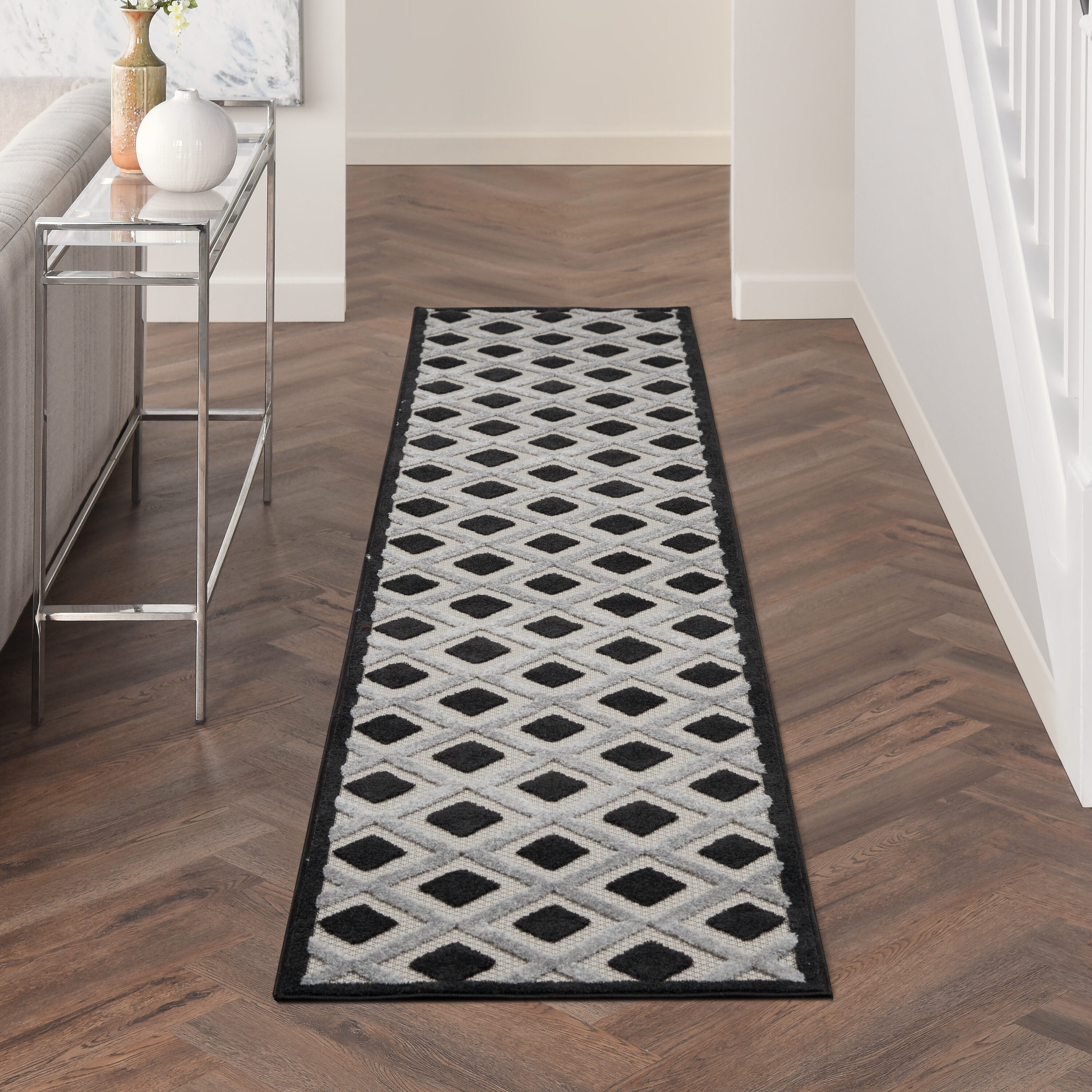 Nourison 99446829382 Aloha 2 x 10 (ft) Loomed Polypropylene Black White Rectangular Indoor/Outdoor Geometric Runner rug