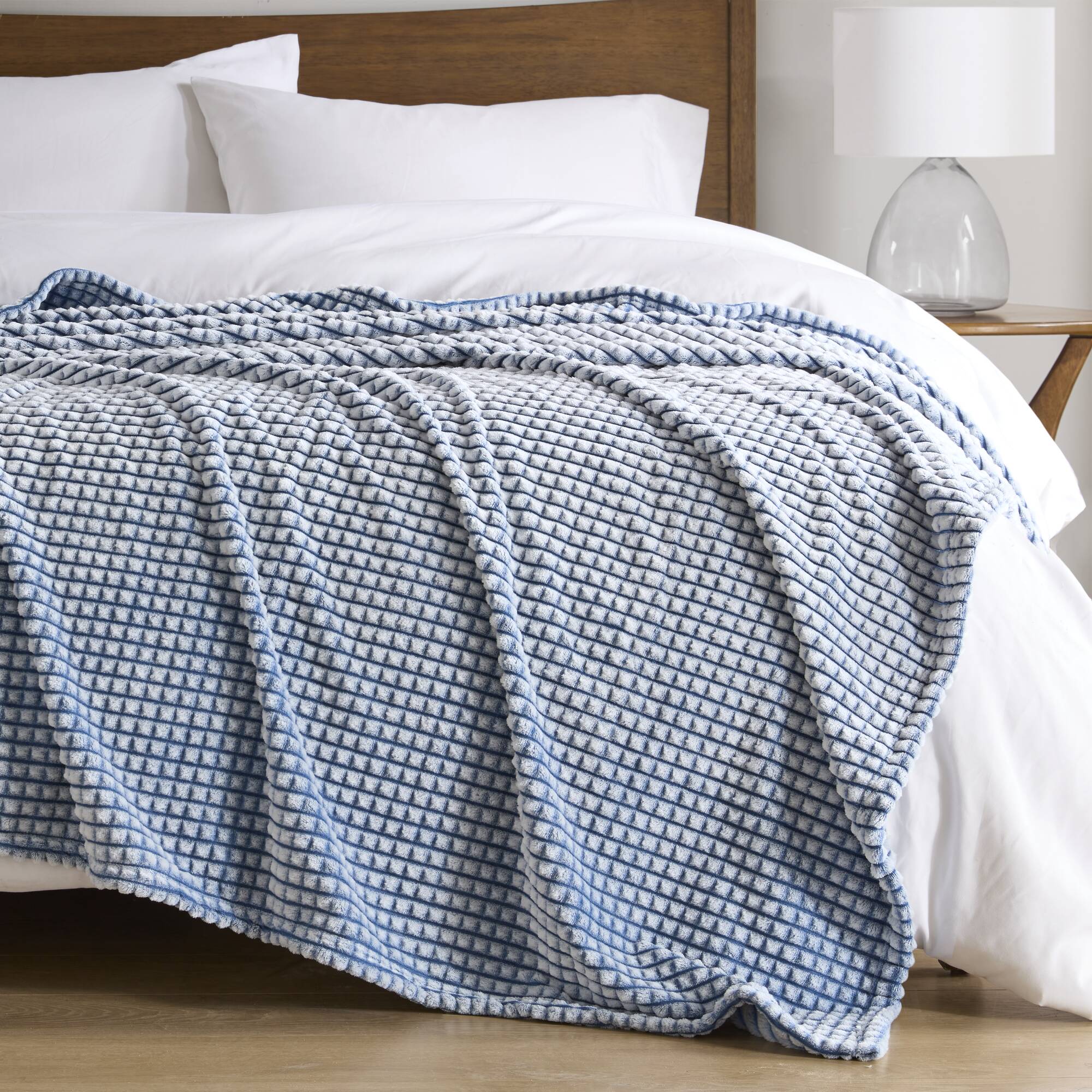 Madison Park MP51-8426 Blue 66-in x 90-in Polyester Blanket