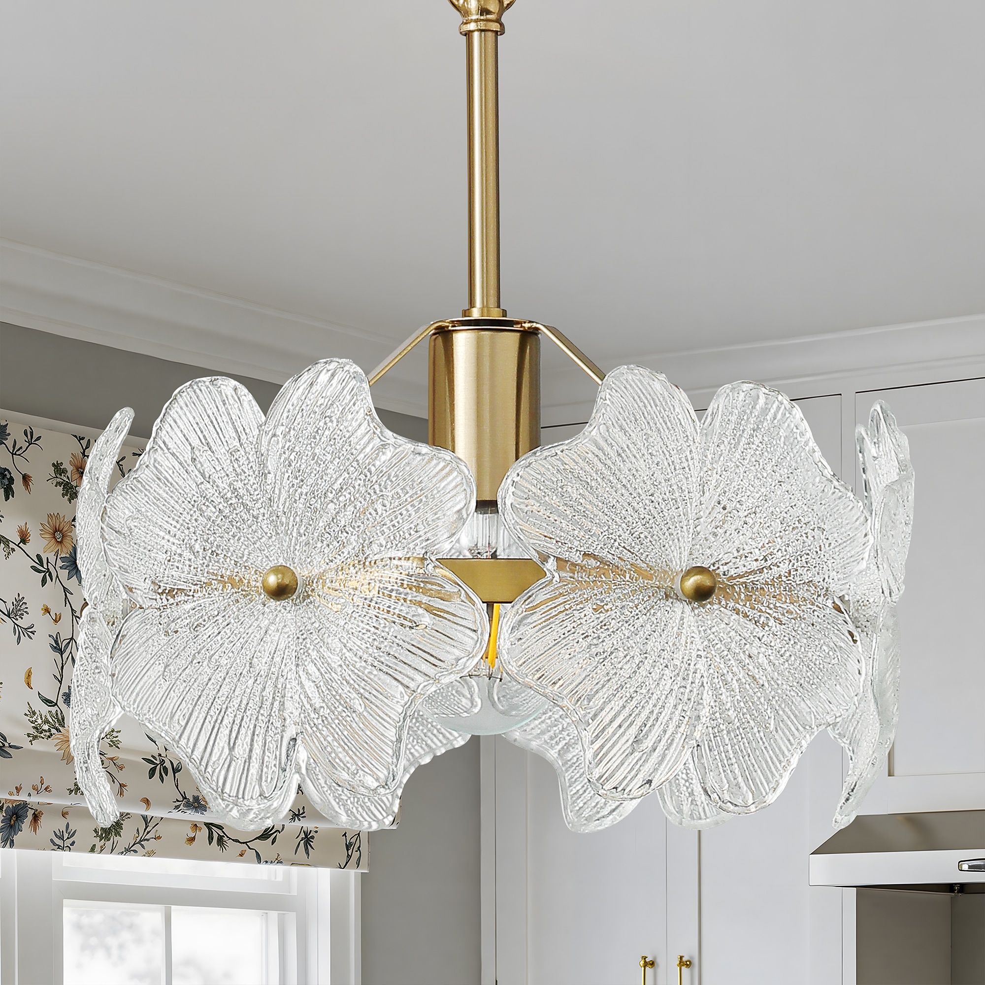 KAISITE 40W 1-Light Gold Adjustable Hanging Farmhouse Pendant Light with 6 Four-Leaf Clover Glass Shade For Kitchen Island