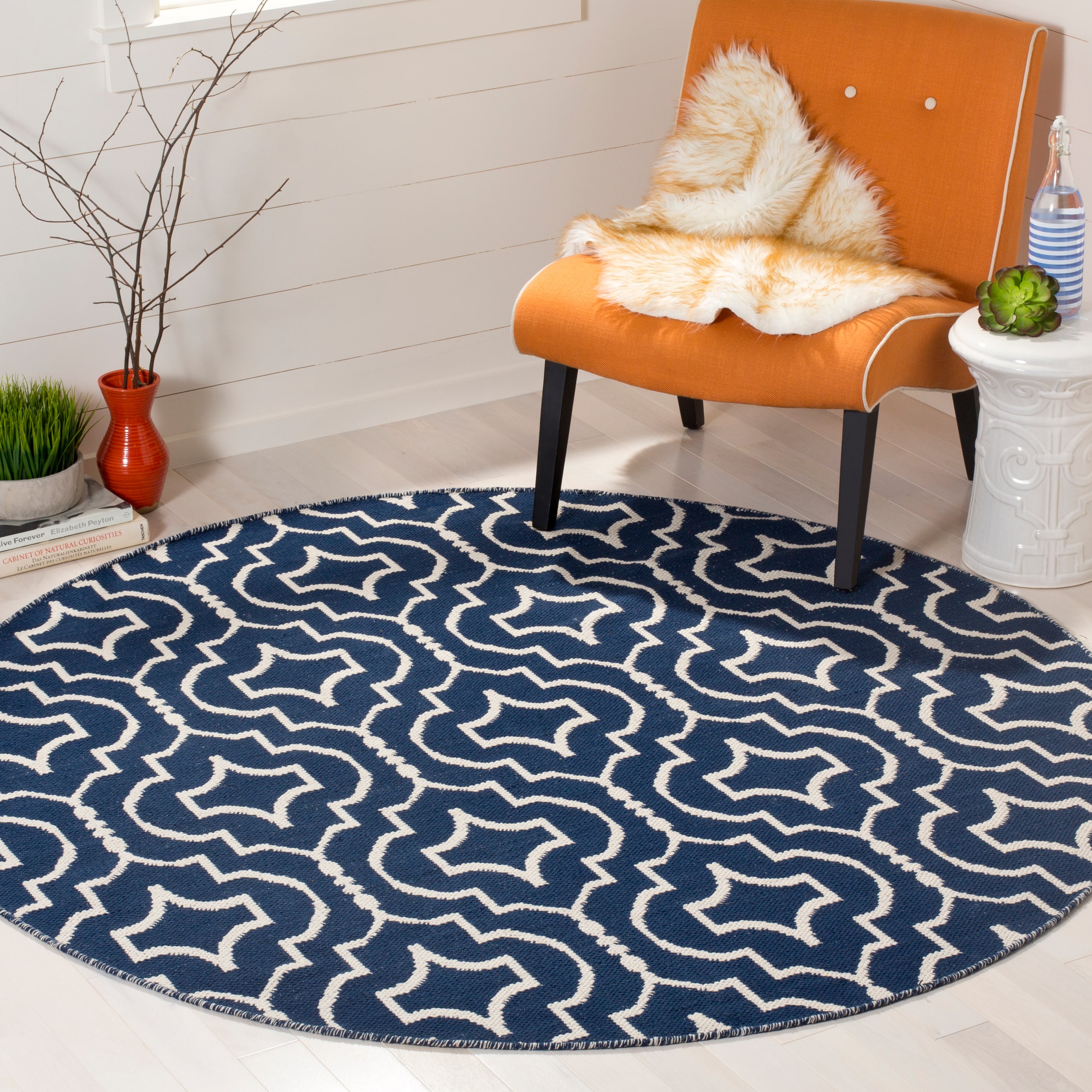 Safavieh MTK722H-6R Montauk Depoe 6 x 6 (ft) Cotton Navy/Ivory Round Indoor Coastal Area rug