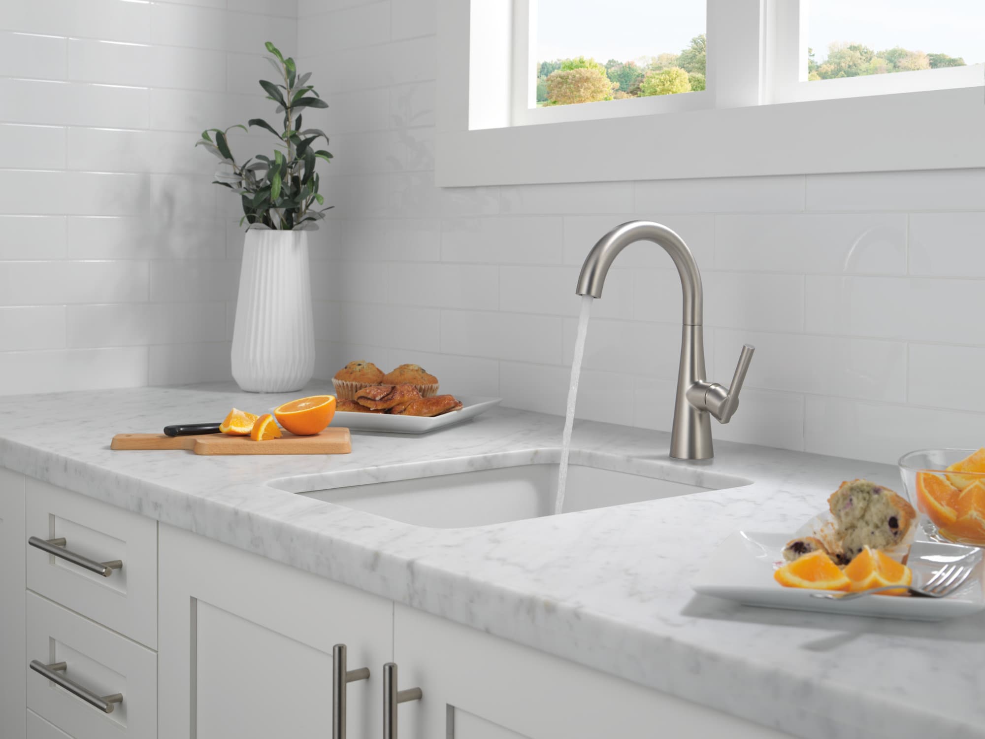 Delta 14882LF-SP Kitchen-Faucets - View #2
