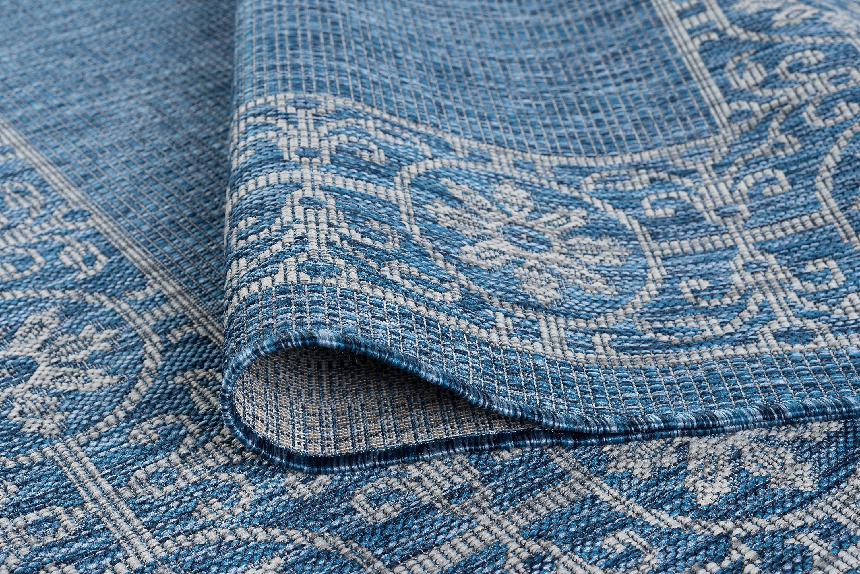Veranda 8' x 10' Indigo Synthetic Flat Woven Rug