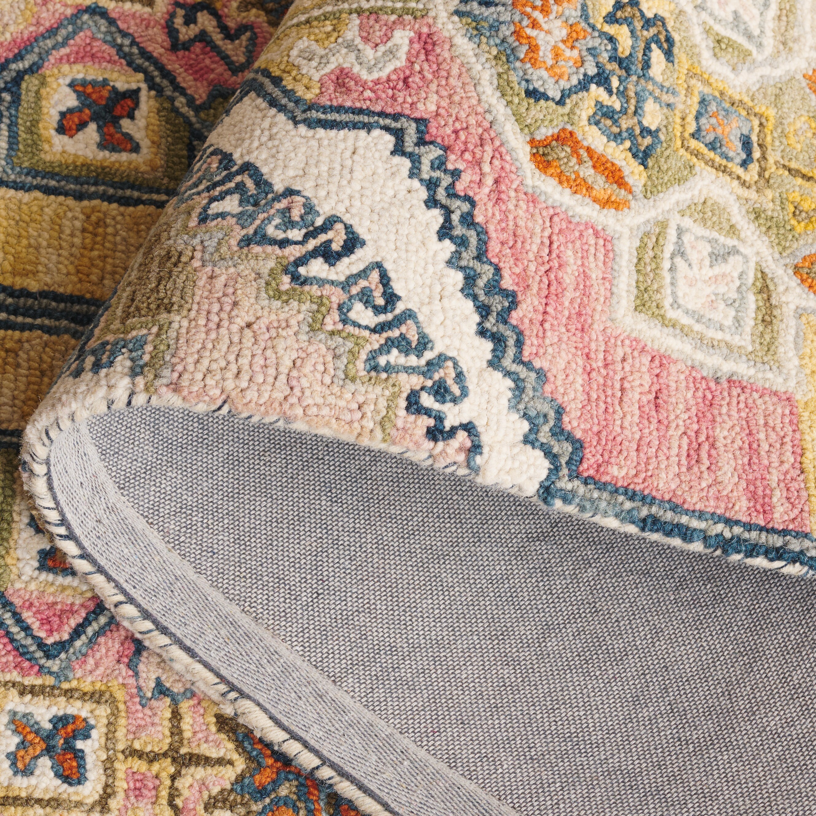 Safavieh APN106Q-5 rugs - View #6