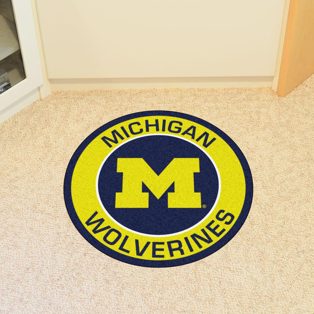 FANMATS Michigan Wolverines 2-ft x 2-ft Blue Round Indoor Decorative Sports  Door Mat in the Mats department at