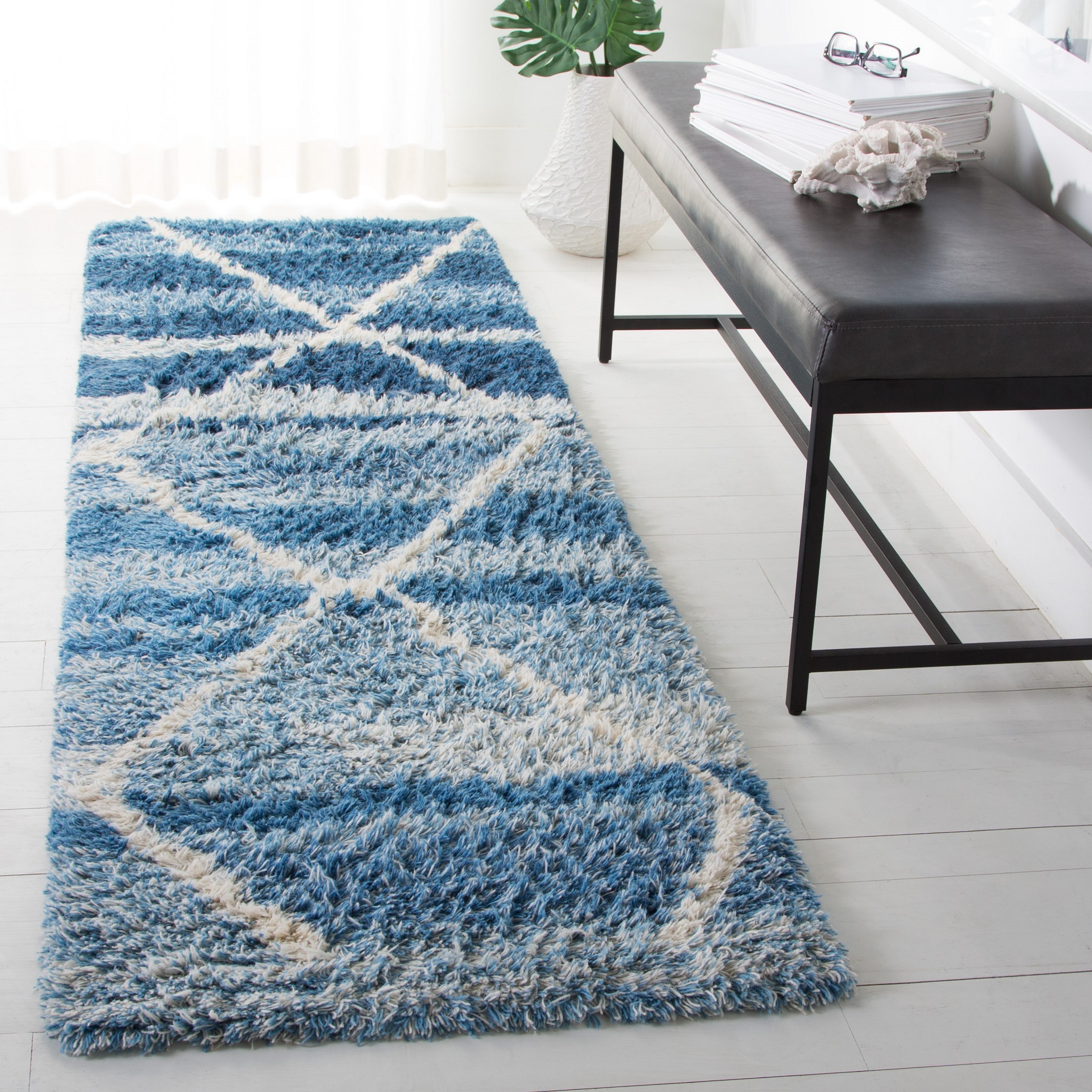 Safavieh CSB250M-28 Casablanca Safi Shag 2 x 8 (ft) Tufted Wool Blue/Ivory Rectangular Indoor Trellis Moroccan Runner rug