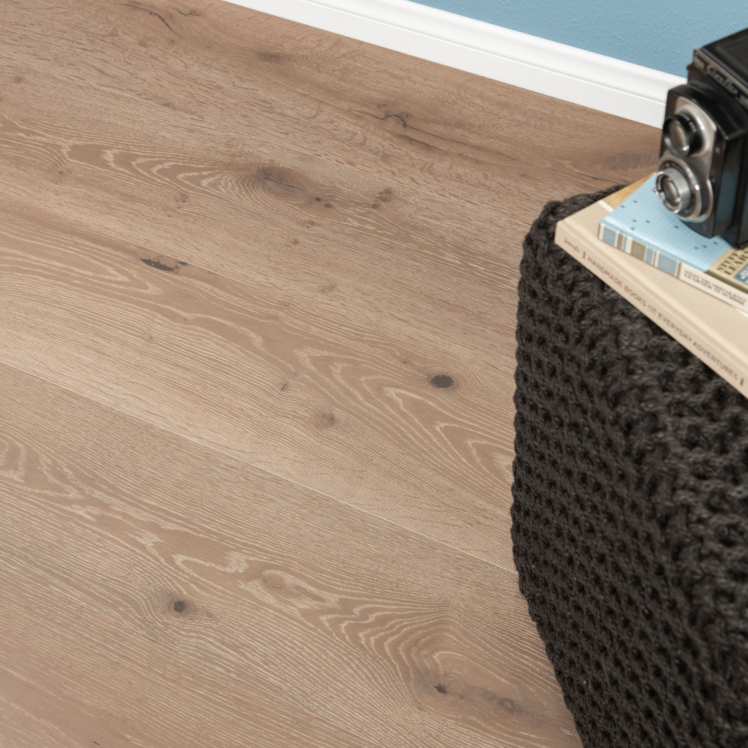 CALI 7601002407 Hardwood-Flooring-Samples - View #3