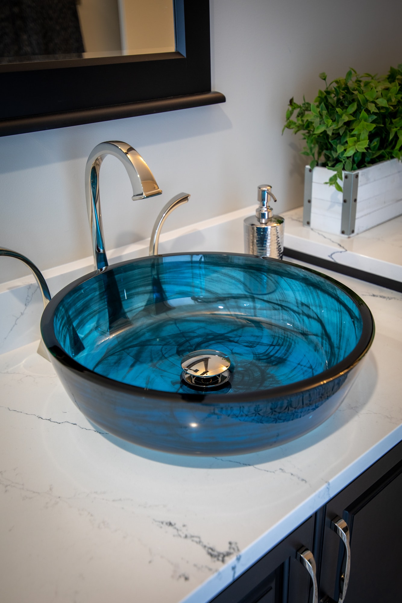 Eden Bath Blue Glass Vessel Round Modern Bathroom Sink (16.625-in x 16. ...