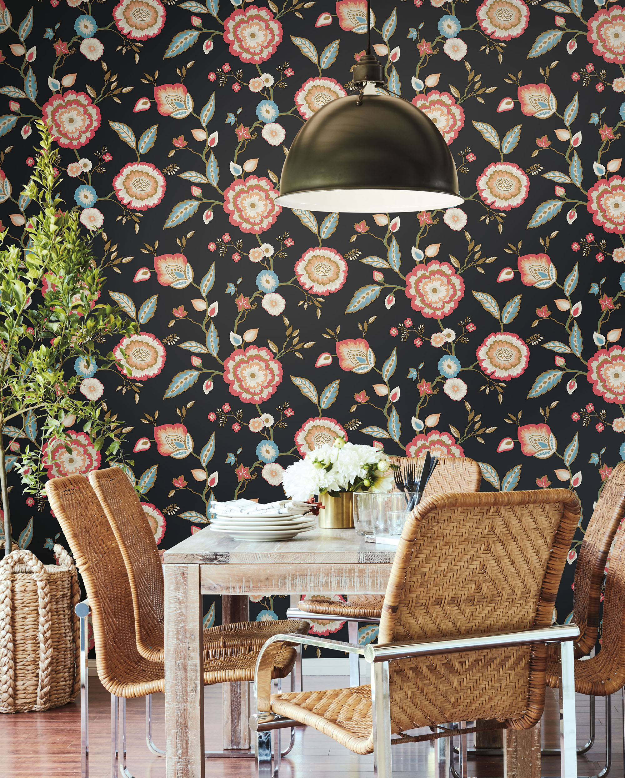 York Wallcoverings GO8232 Greenhouse 60.8-Sq. Feet Black Non-woven Floral Prepasted Water Activated Paste Wallpaper