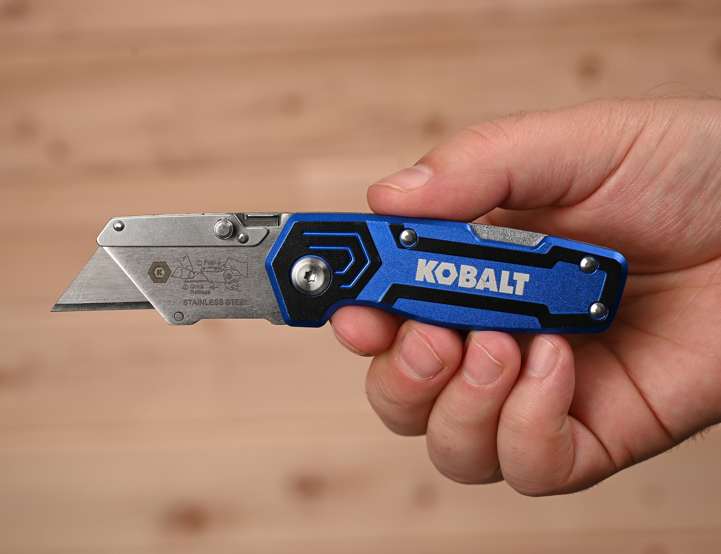 Kobalt Lockback 3/4-in 11-Blade Folding Utility Knife in the