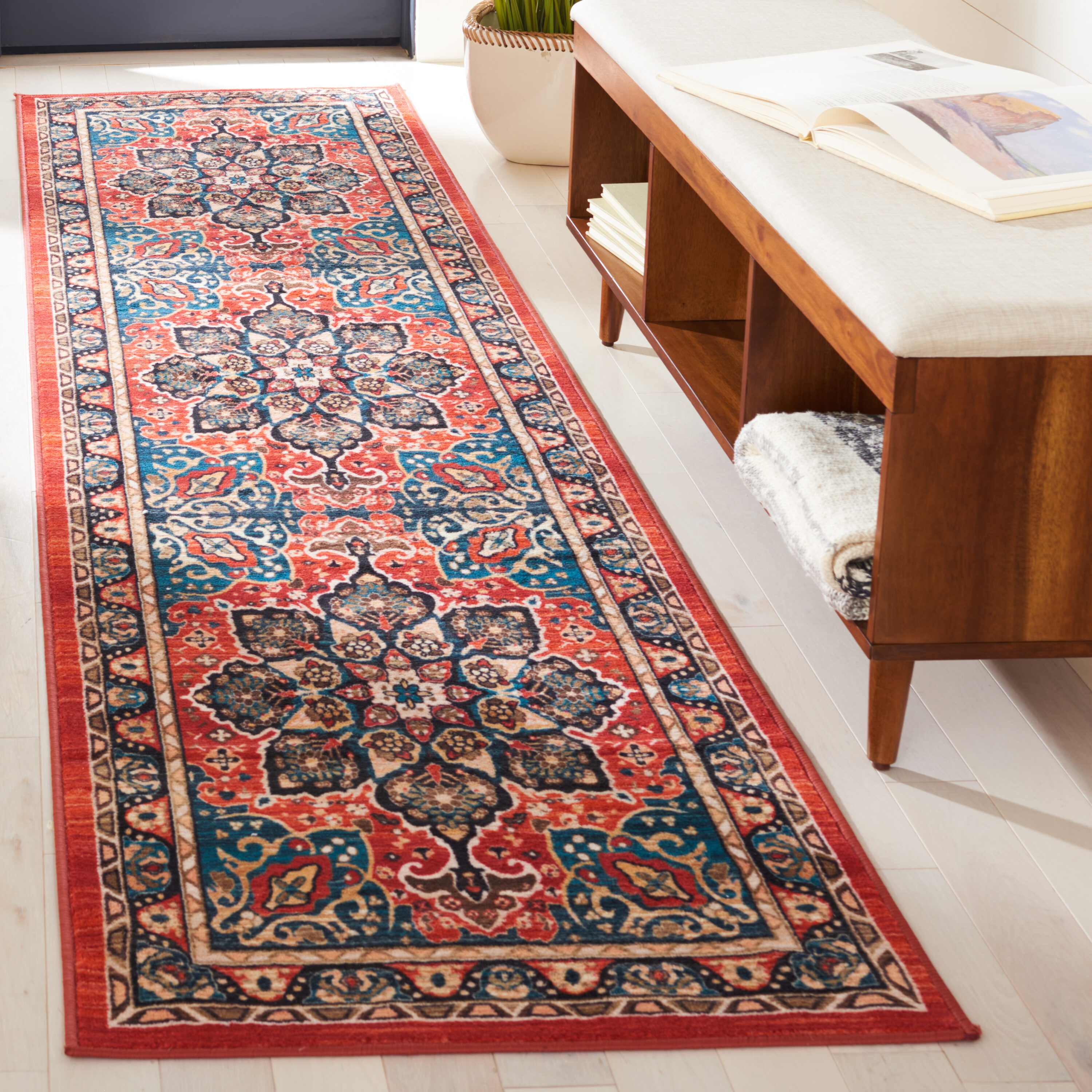 Safavieh RIV155Z-29 Riviera 2 x 9 (ft) Loomed Polyester Black/Red Rectangular Indoor Border Machine washable Runner rug