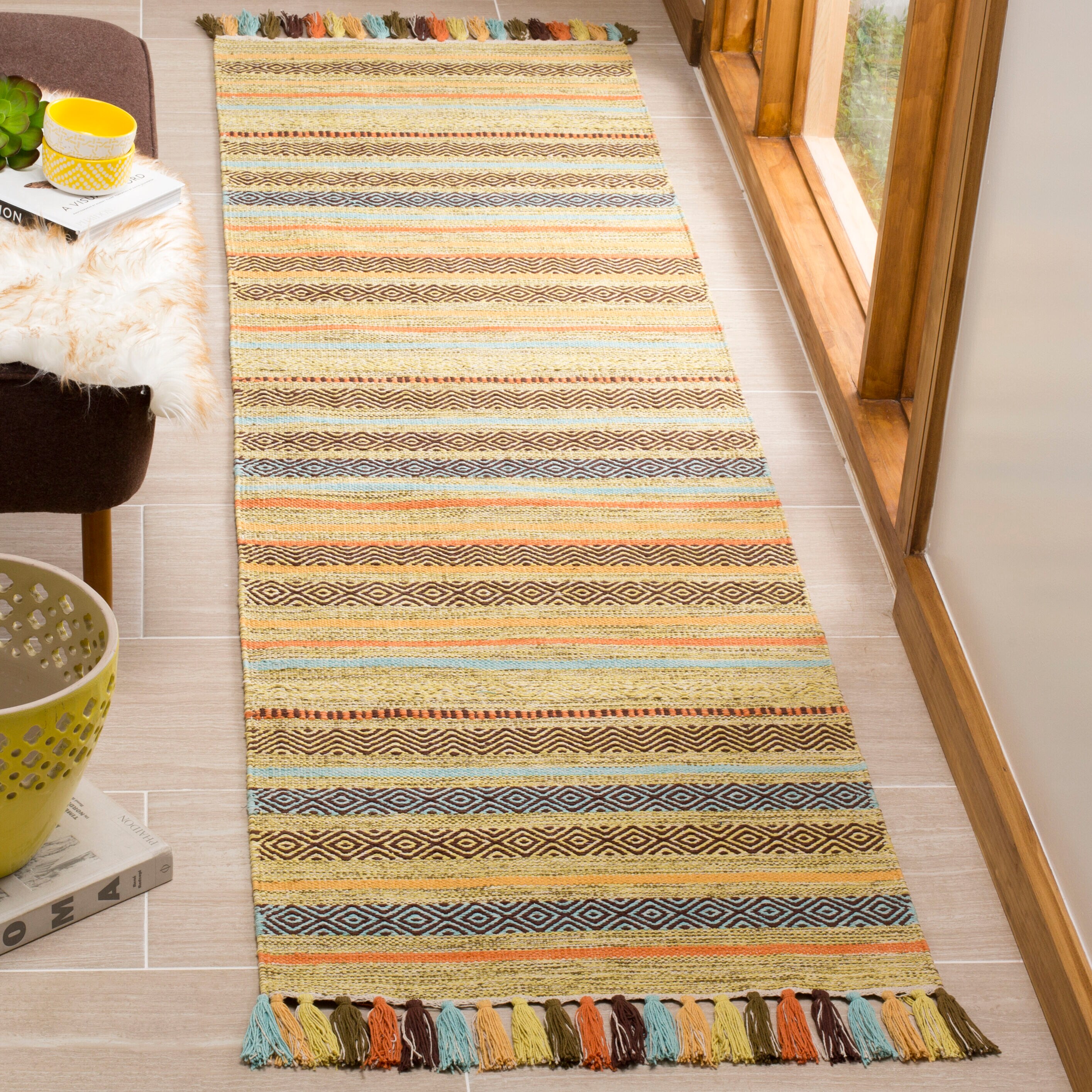Safavieh MTK901G-28 Montauk Cabrillo 2 x 8 (ft) Cotton Green/Multi Rectangular Indoor Stripe Coastal Runner rug