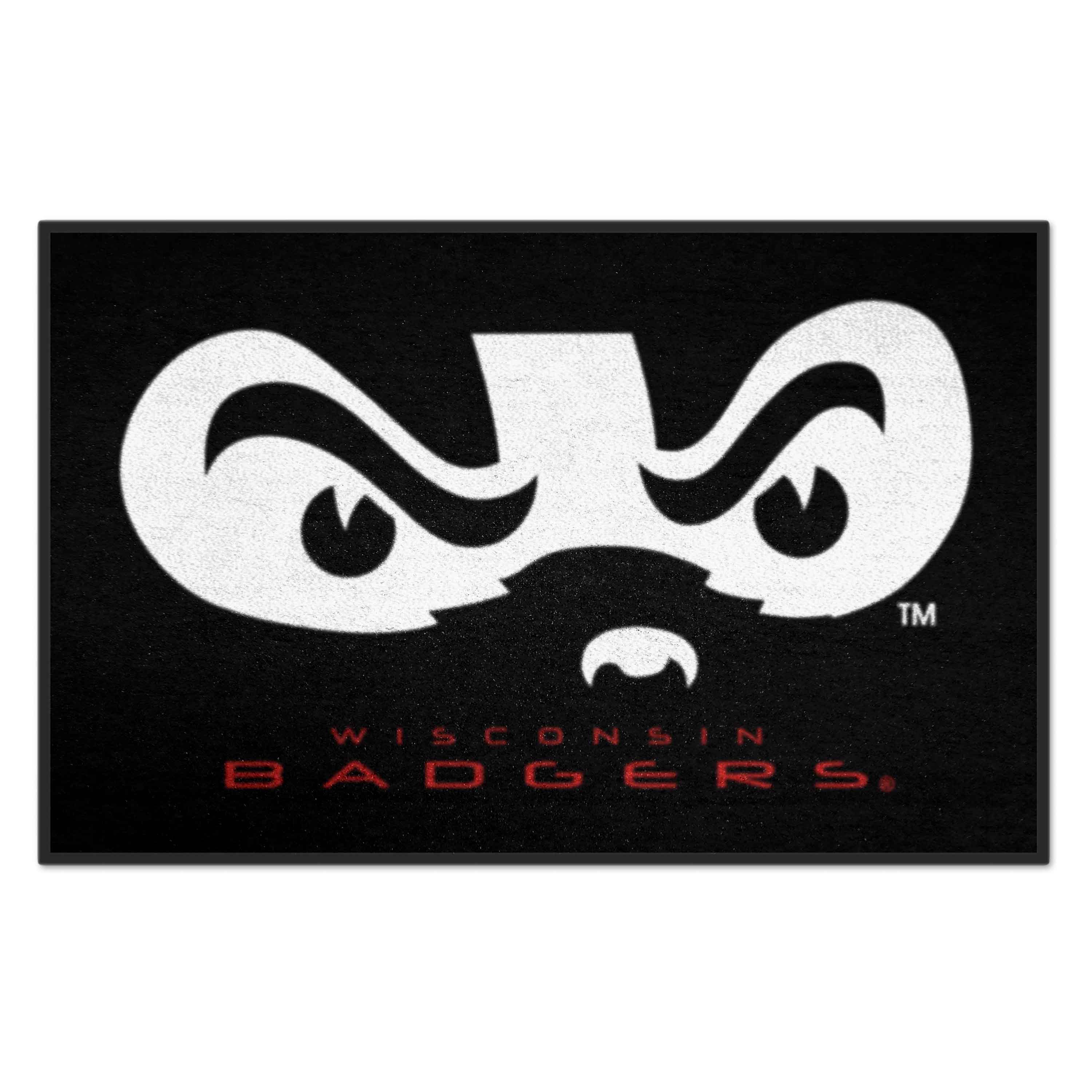 FANMATS 11802 Wisconsin Badgers 2-ft x 3-ft Black Nylon Rectangular Indoor or outdoor Decorative Sports Door mat