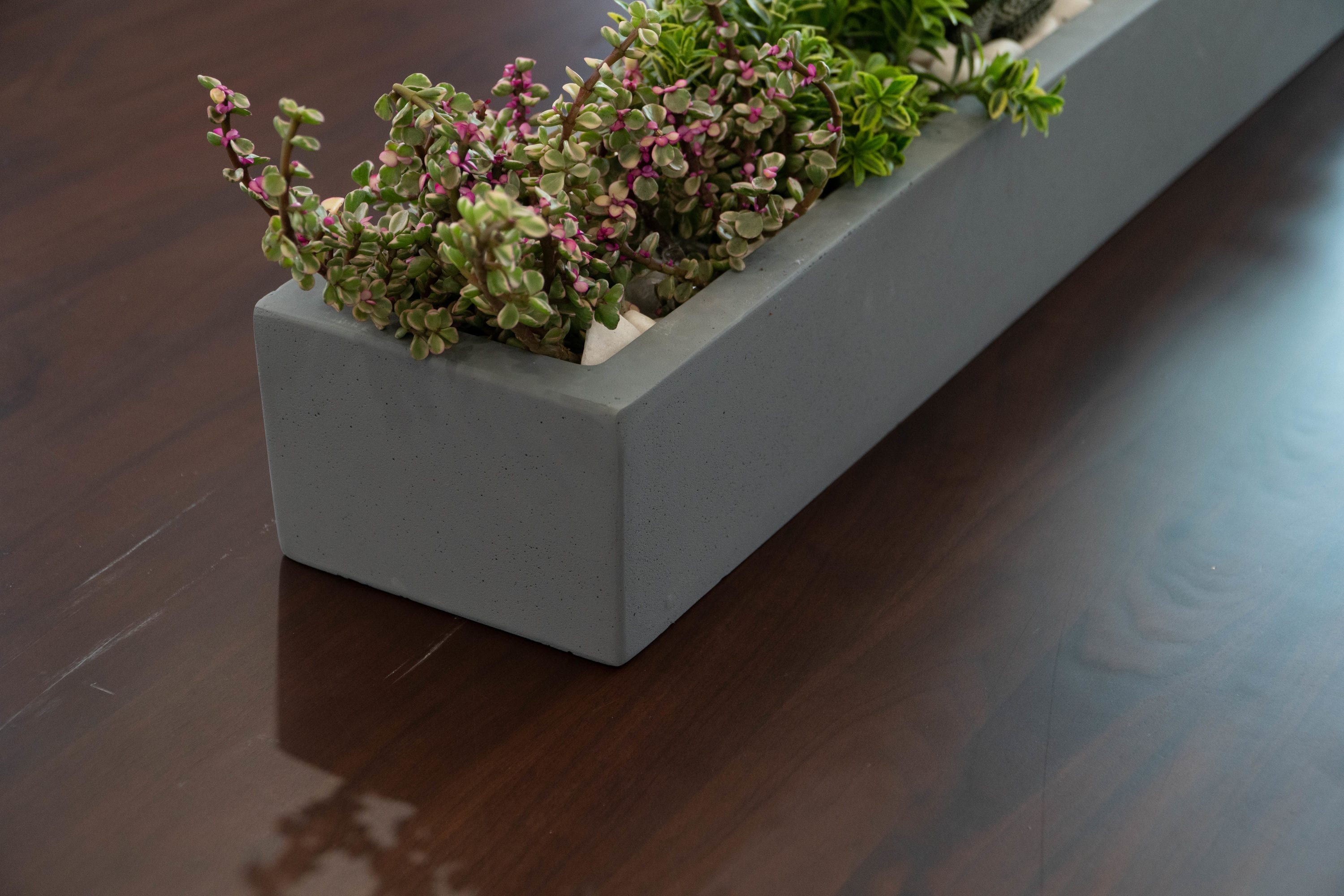 Vasesource CARLO4632CM Planter-Window-Box - View #12