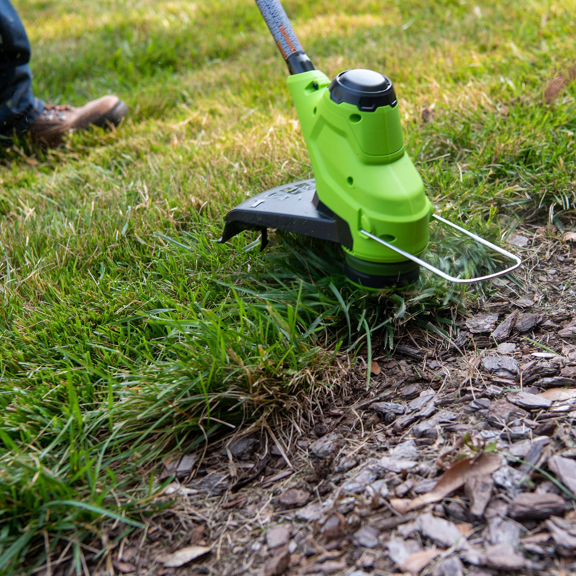 Greenworks 24-Volt 22-Inch Cordless Hedge Trimmer (Battery Not Included)  Black/Green 2211102AZ - Best Buy