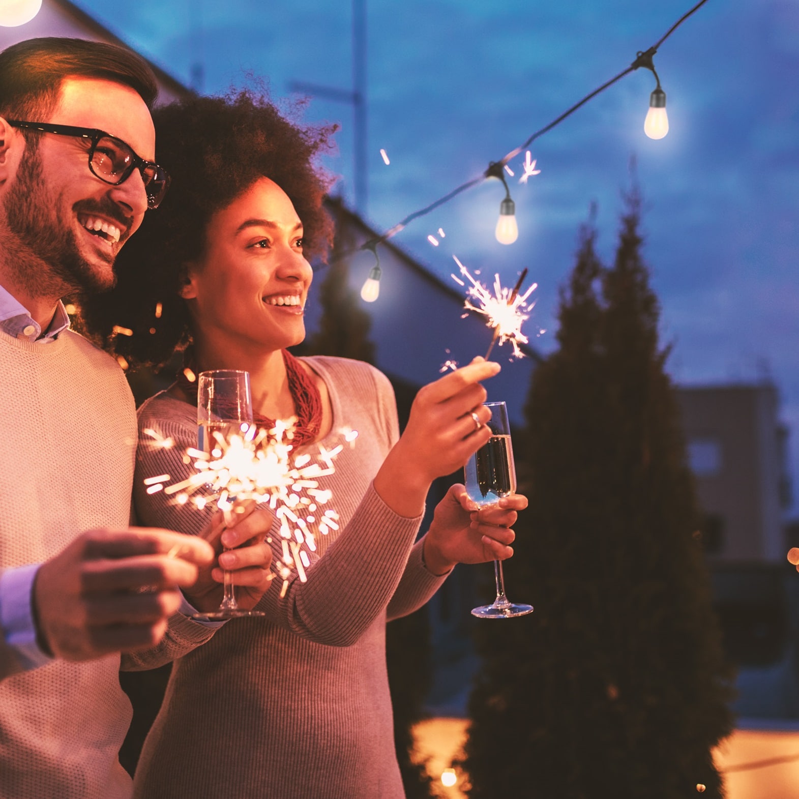 Brightech SLR-FLMHG Patio-String-Lights - View #4