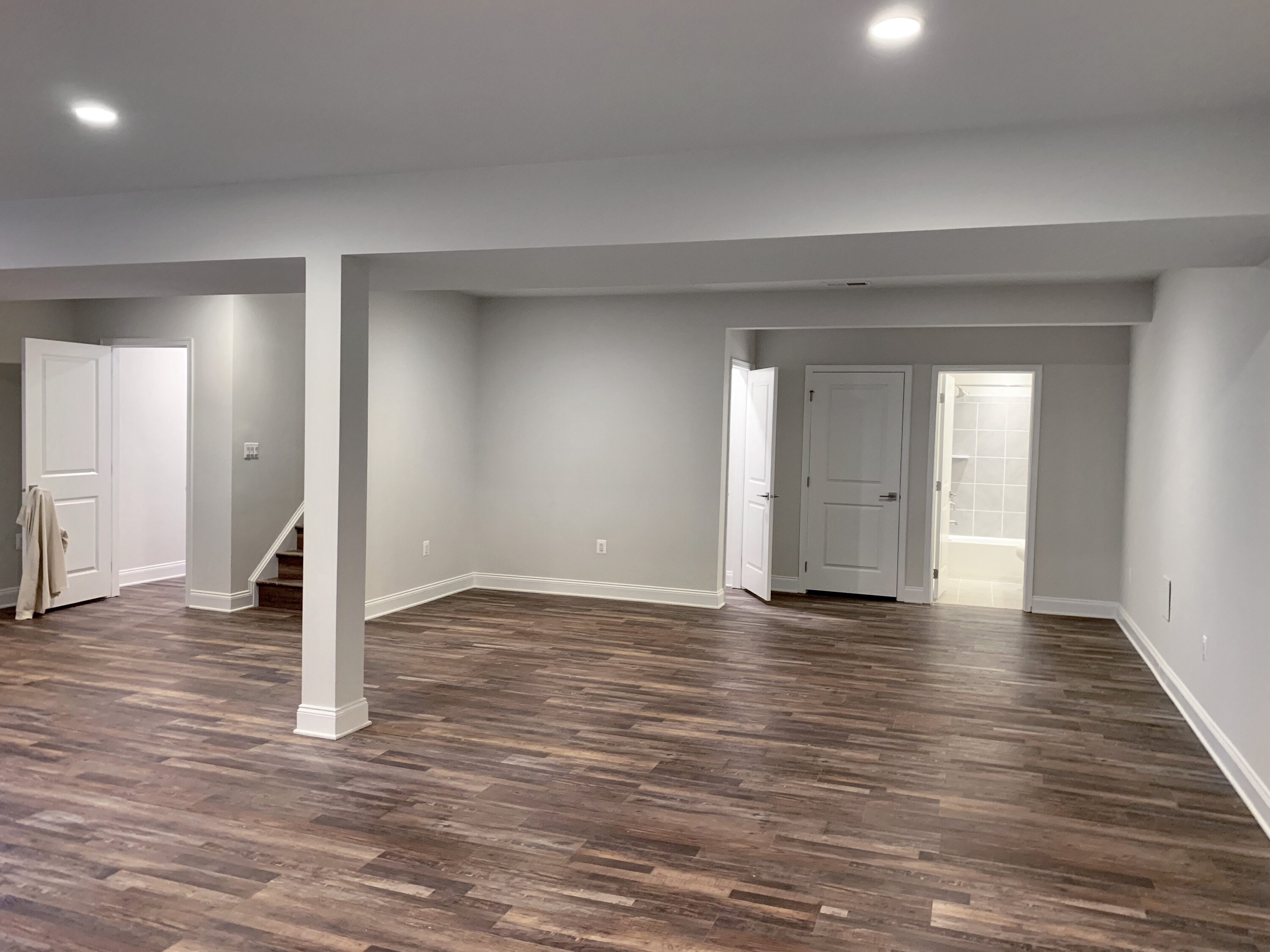CALI 7904501607 Luxury-Vinyl-Plank-Samples - View #3