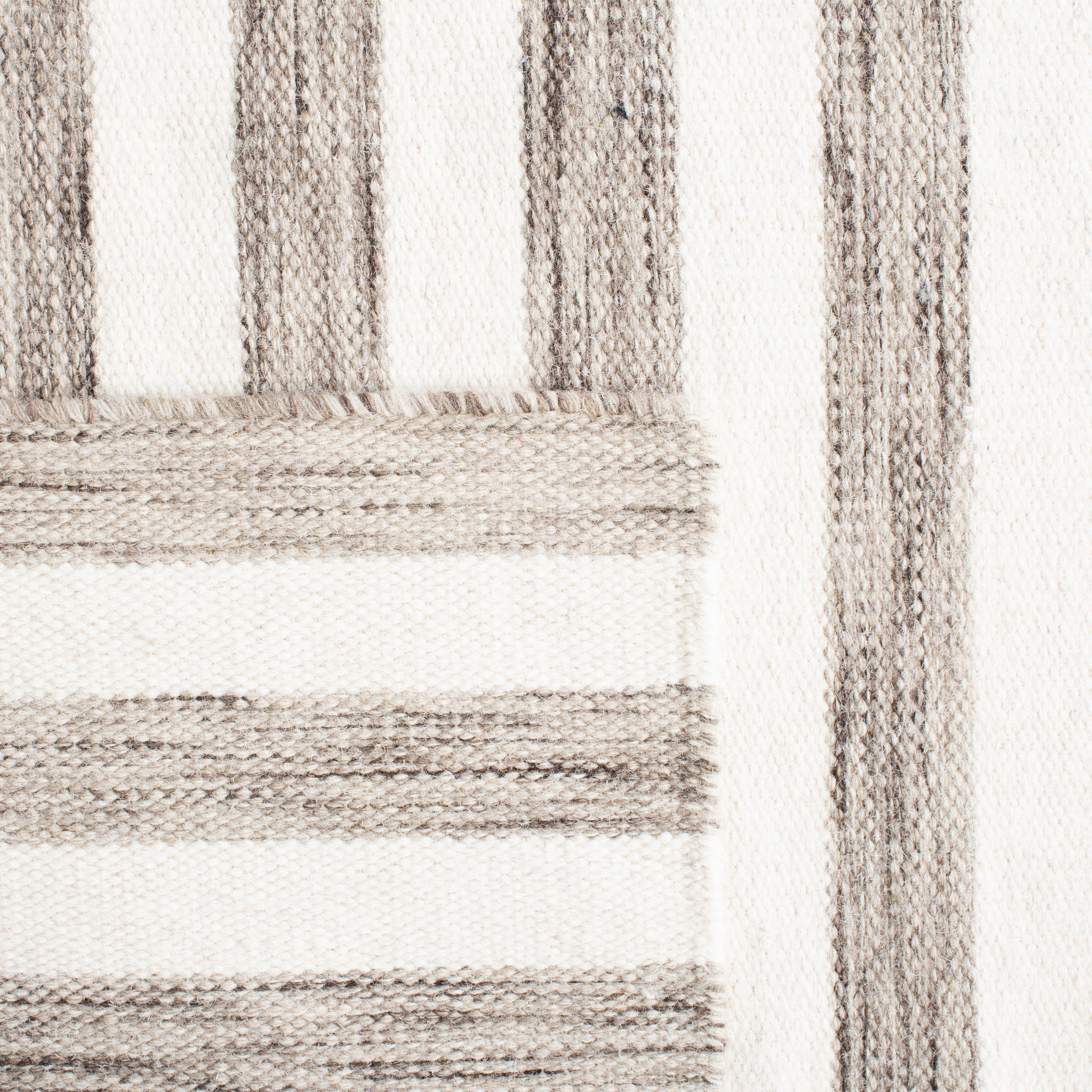 Handmade Moroccan Flatweave Wool Area Rug, Brown/Ivory, 3' x 5'