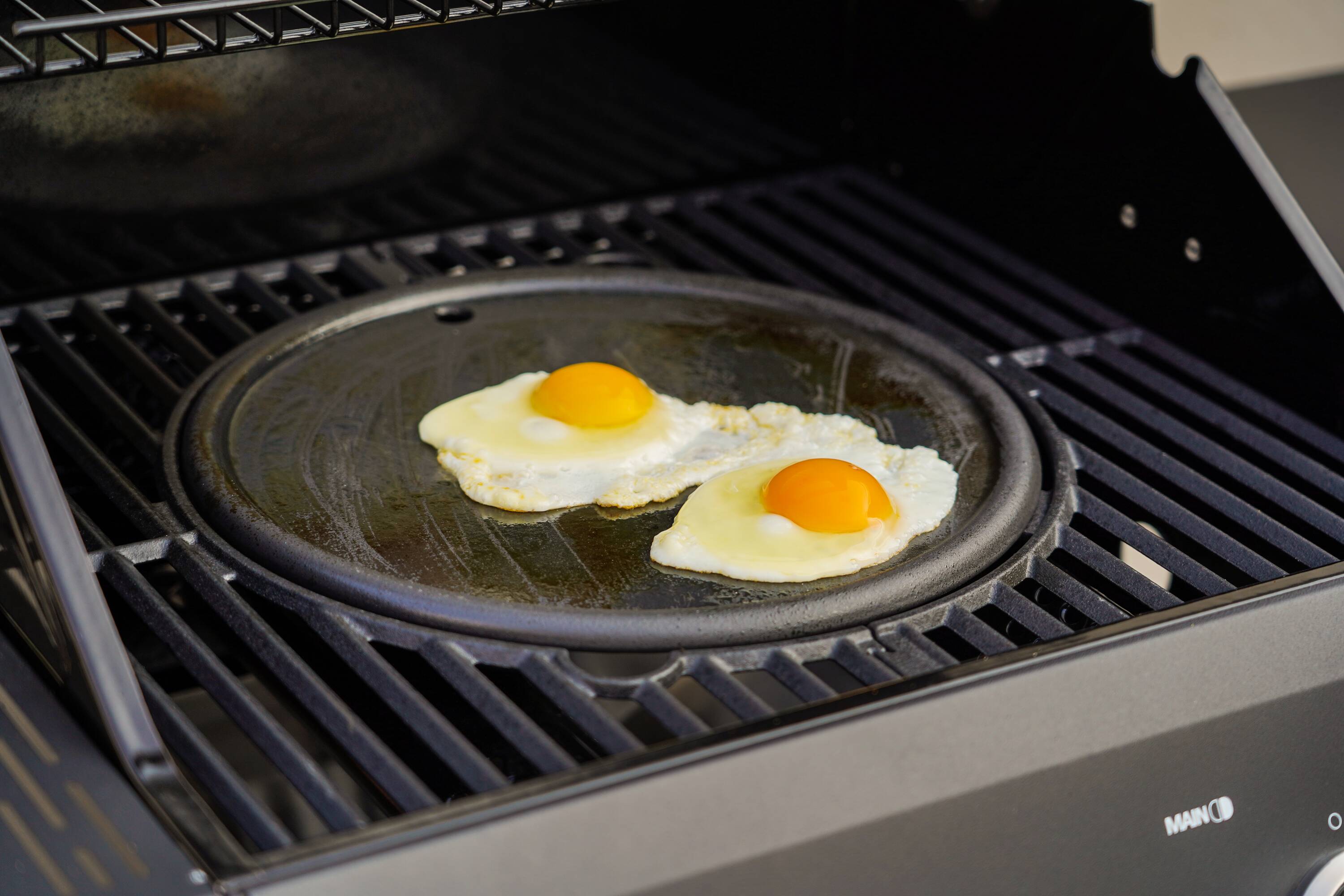Monument A200 Gas-Grill-Cookgrates-Warmracks - View #8