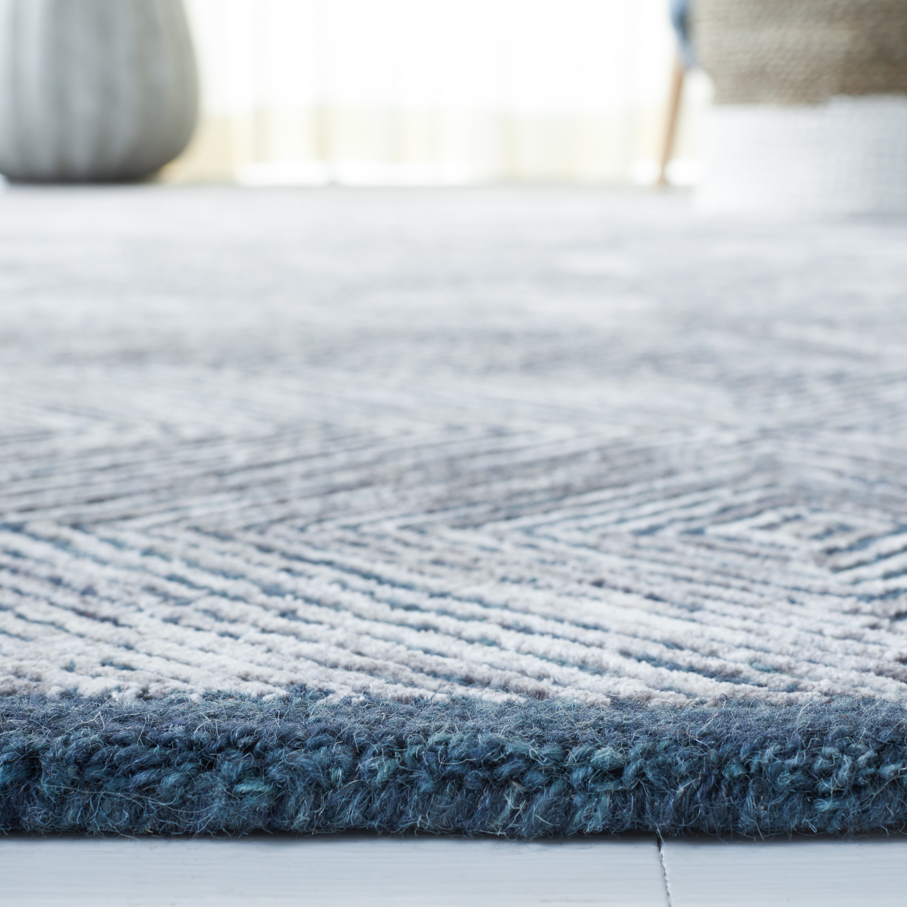 Safavieh SOH176F-6 rugs - View #7